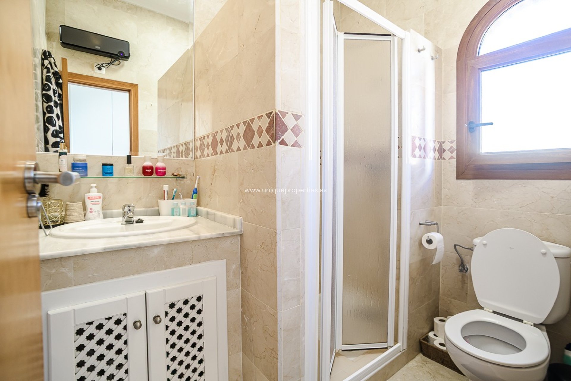 Resale - House -
Algorfa - ALGORFA