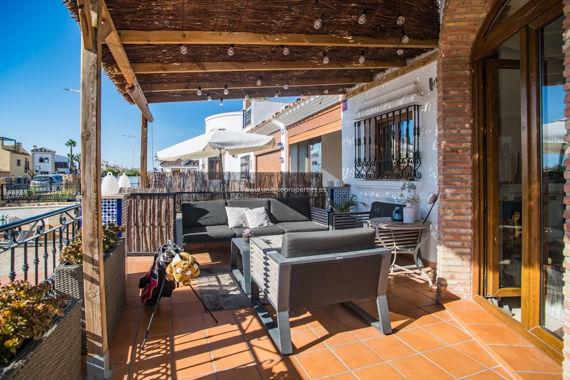 Resale - House -
Algorfa - ALGORFA