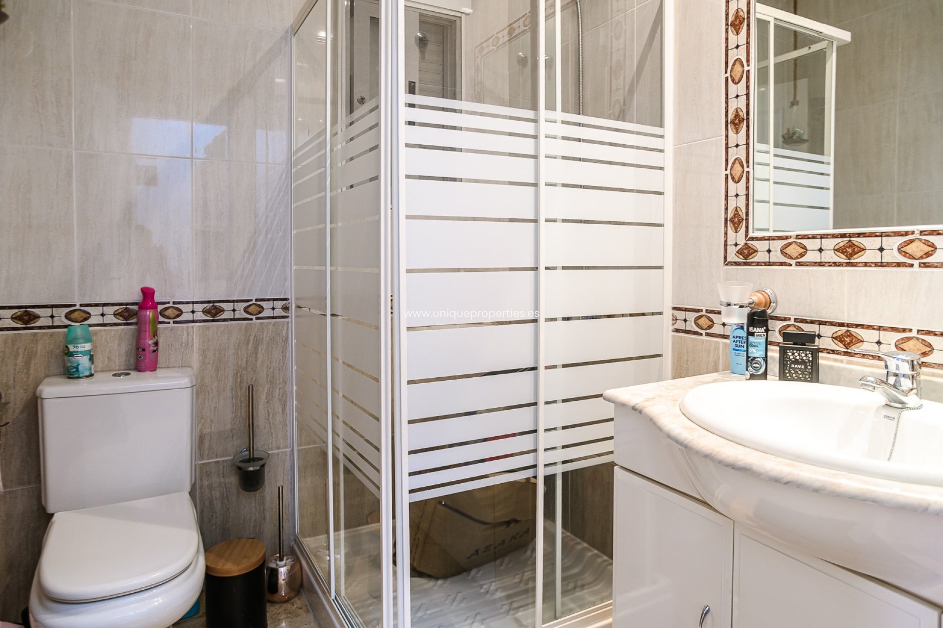 Resale - House -
Guardamar del Segura - EL RASO