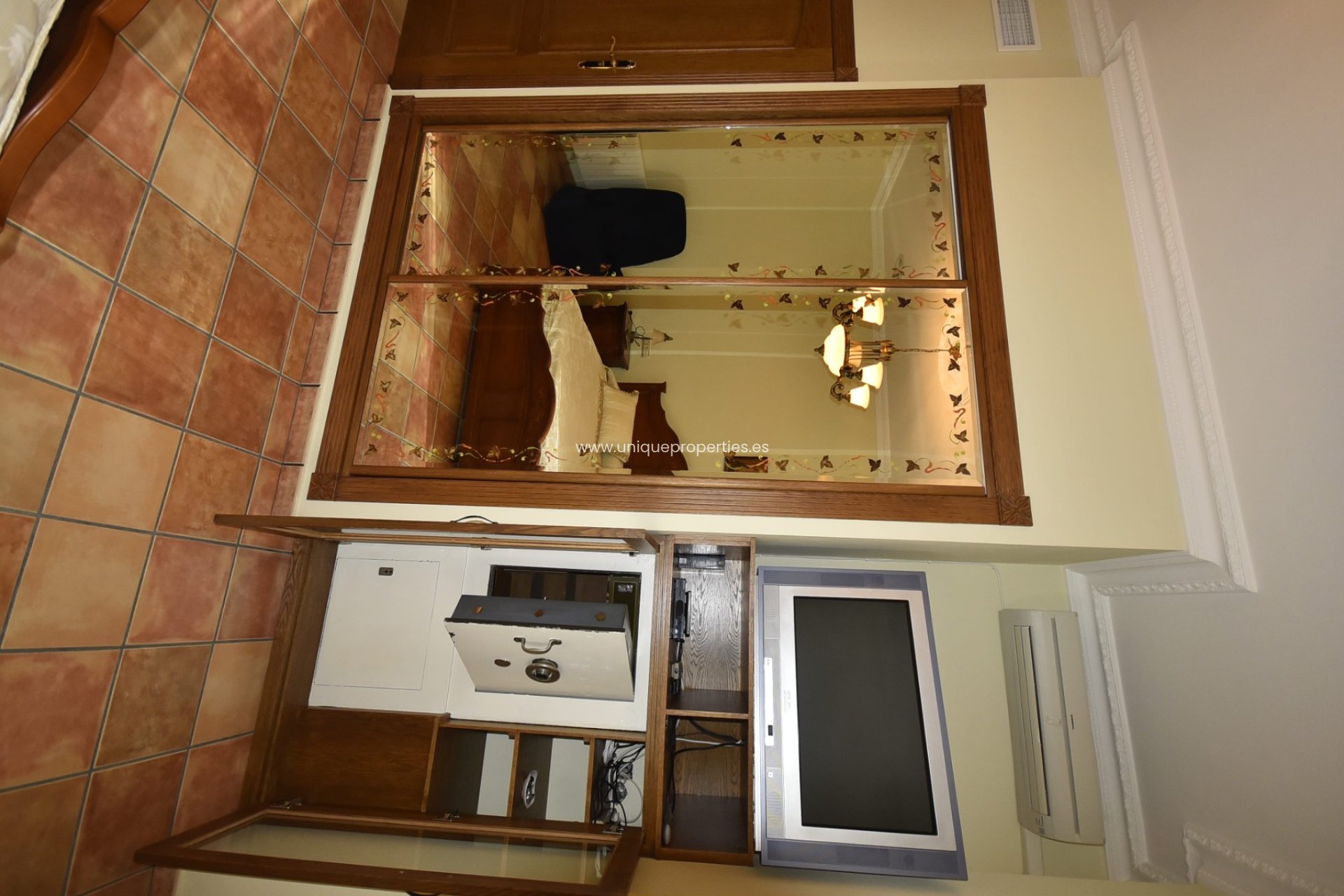 Resale - House -
La Matanza