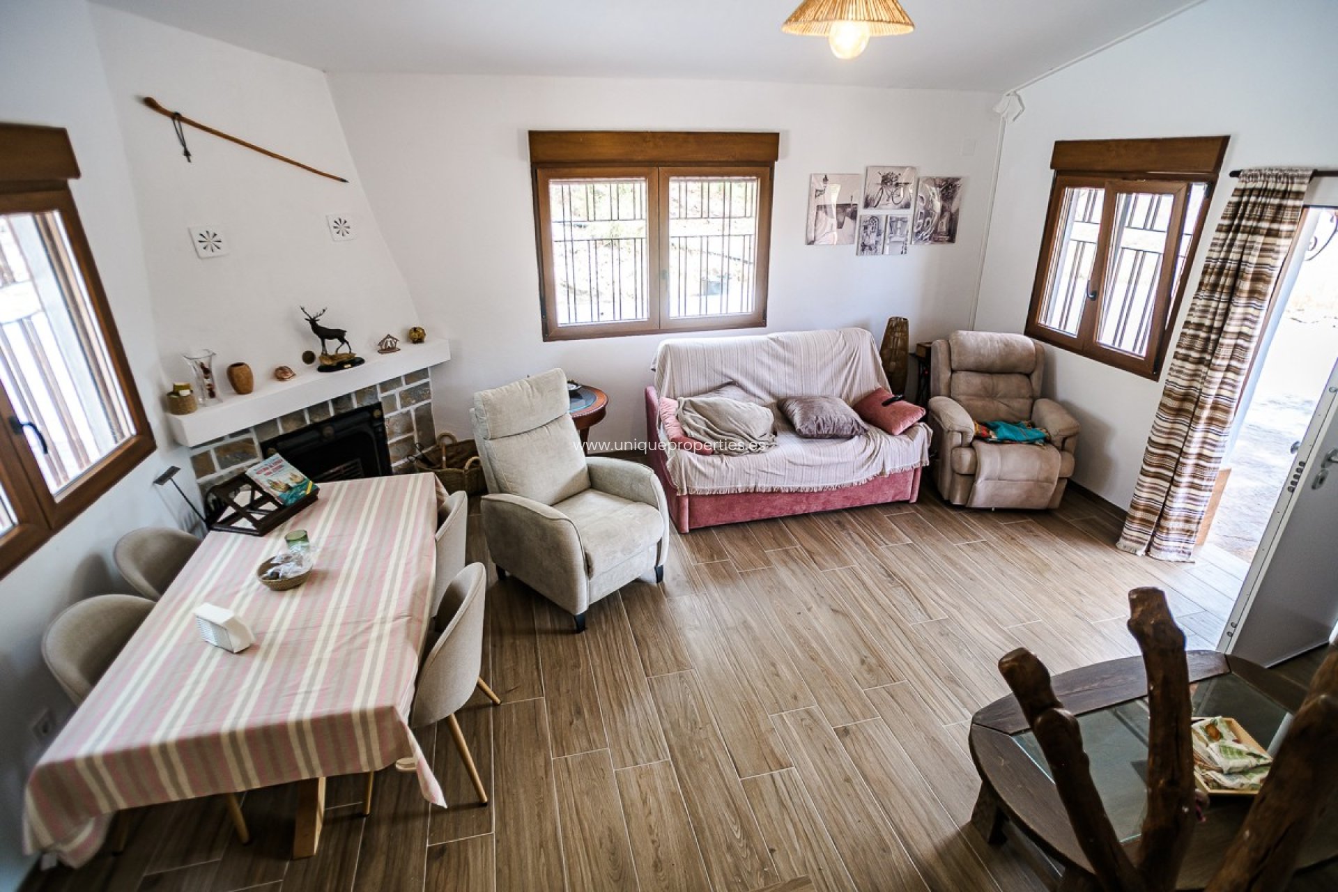 Resale - House -
LA TERCIA - La Tercia