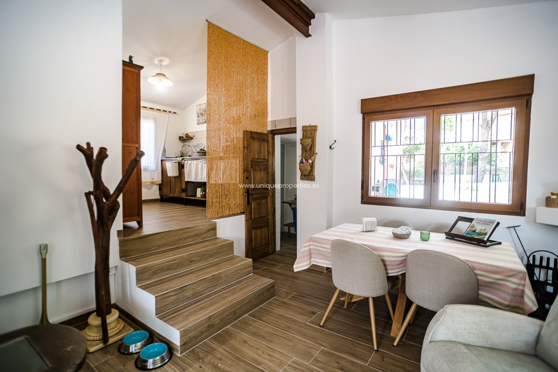 Resale - House -
LA TERCIA - La Tercia