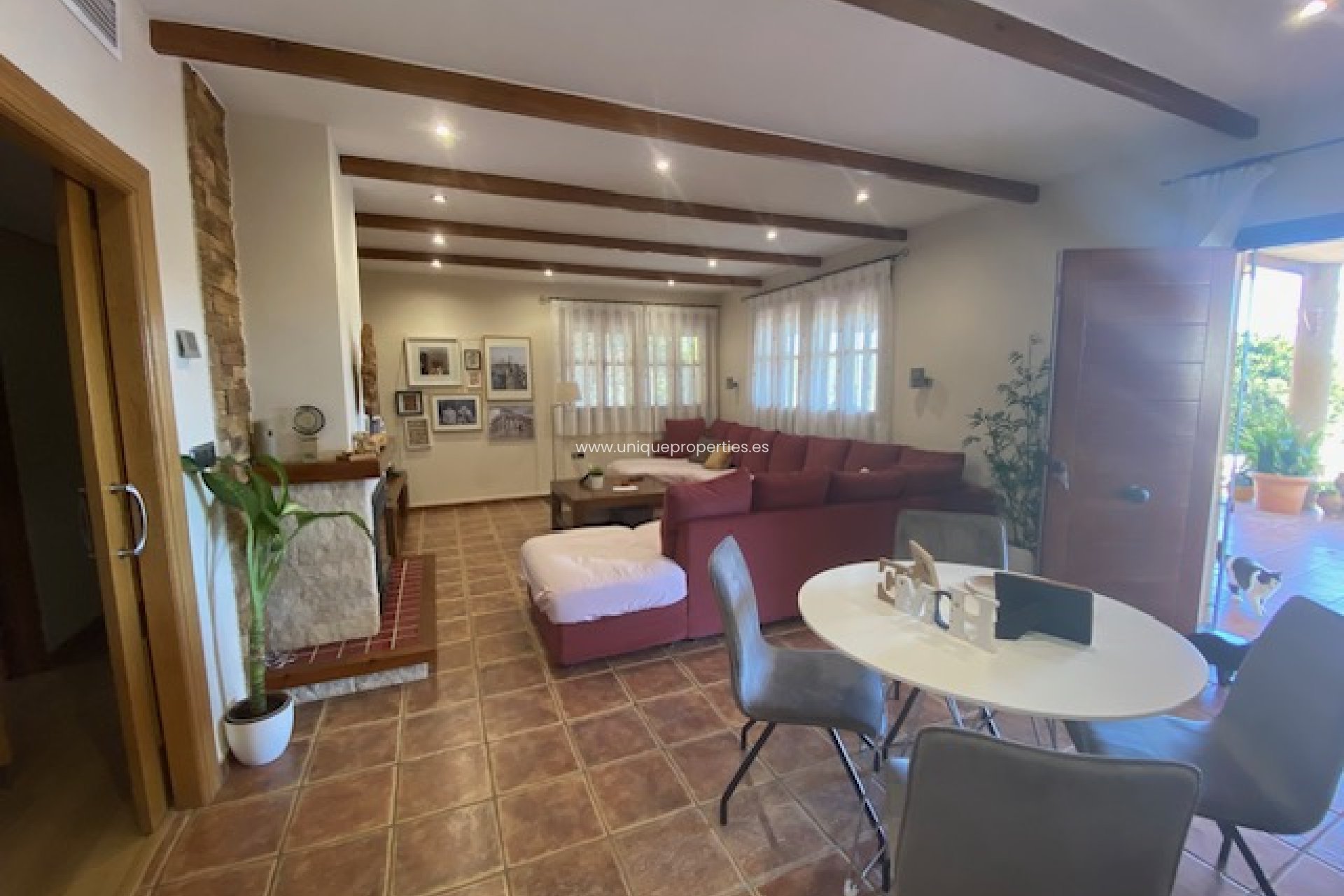 Resale - House -
Murcia