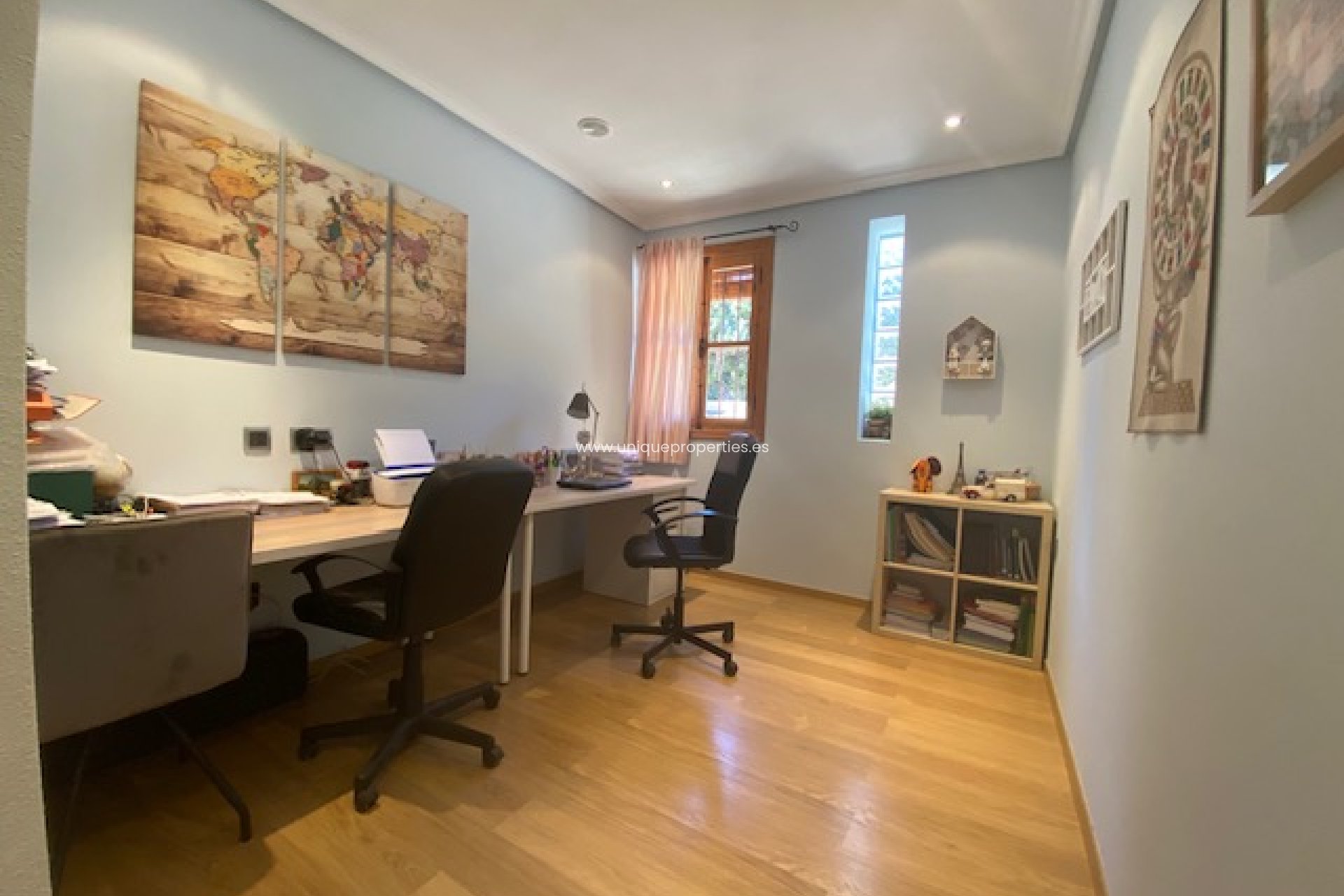 Resale - House -
Murcia