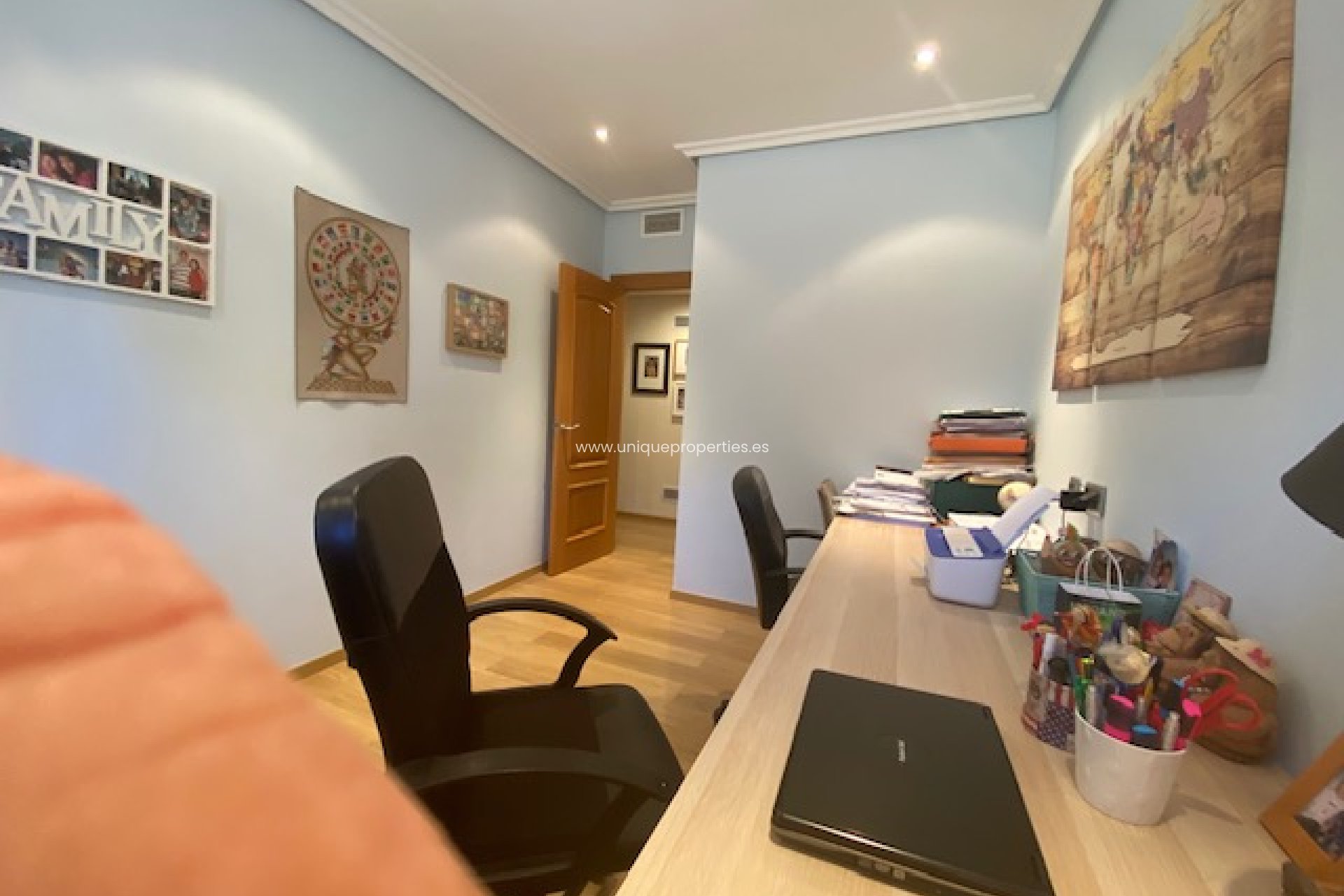 Resale - House -
Murcia