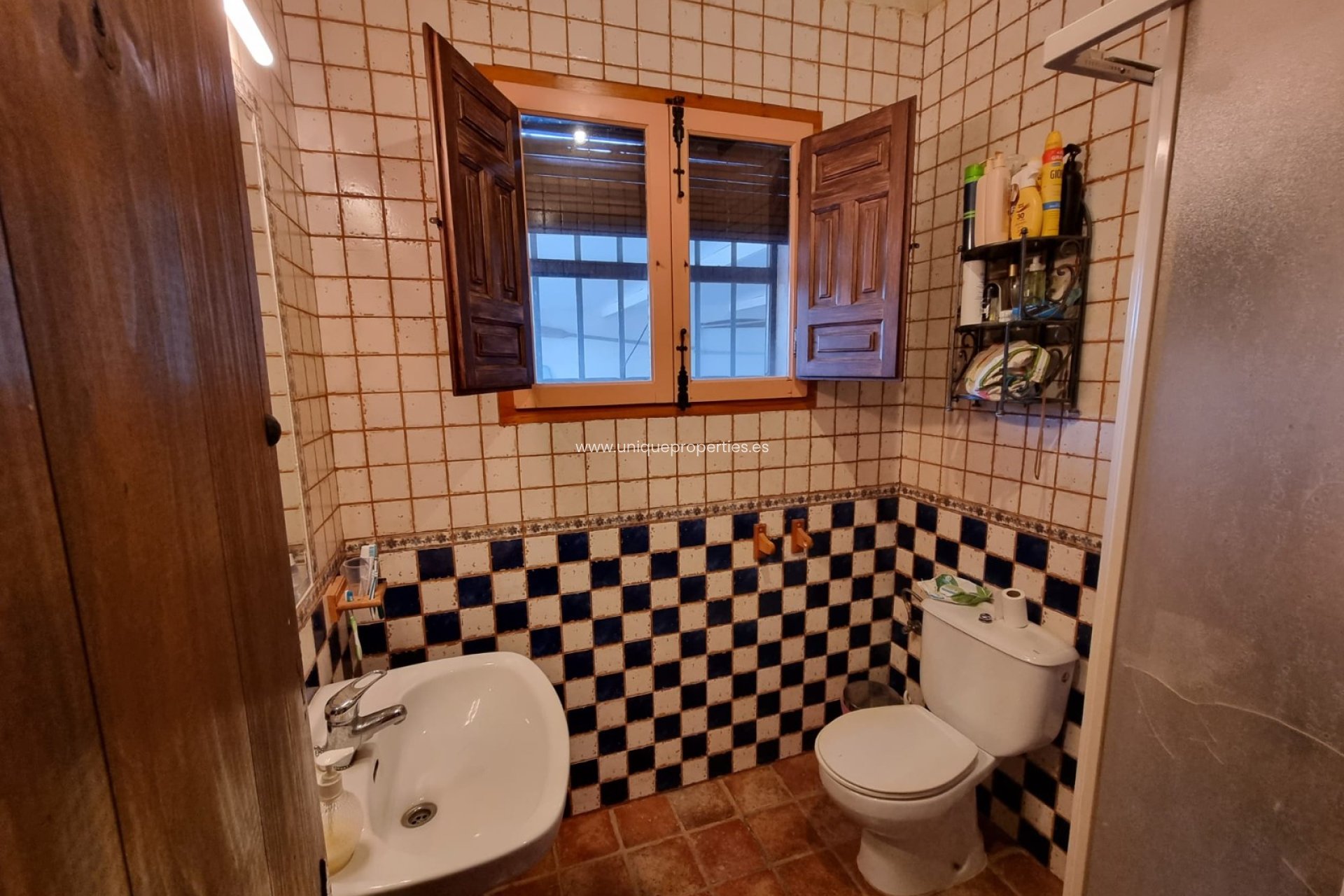 Resale - House -
Orihuela - Benferri