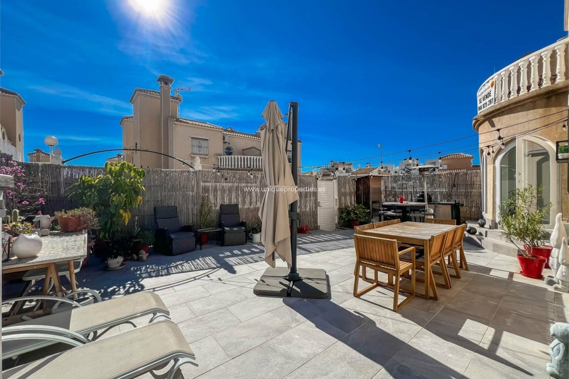 Resale - House -
Orihuela Costa - Villamartin