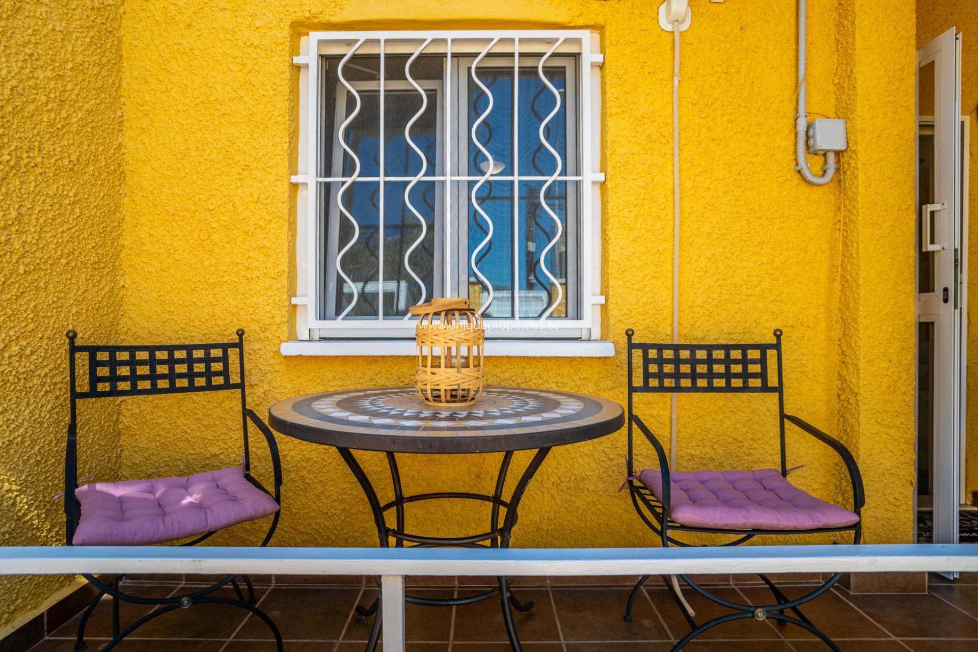 Resale - House -
San Fulgencio - urb.la marina