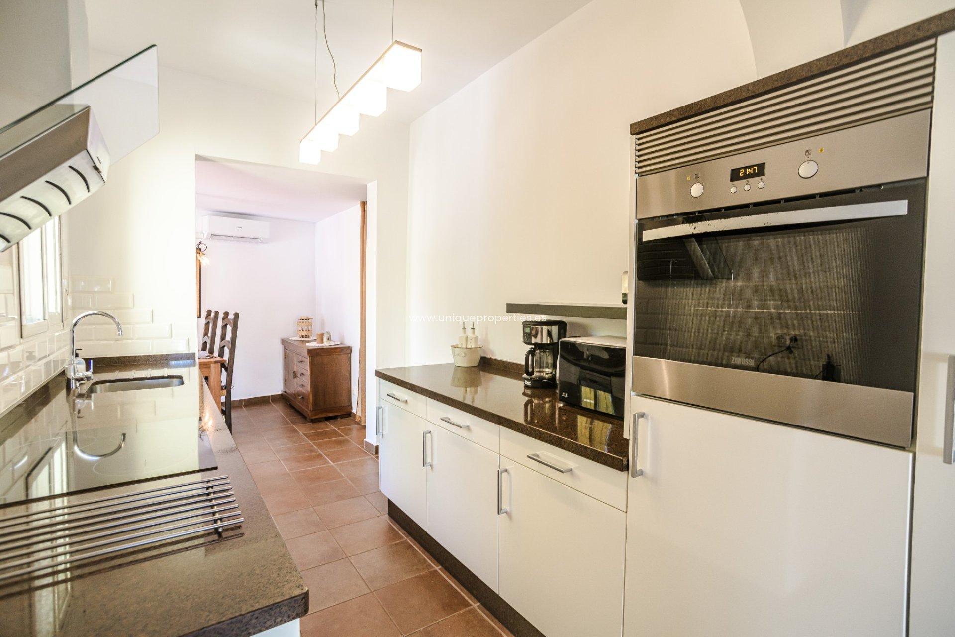 Resale - House -
San Fulgencio - urb.la marina