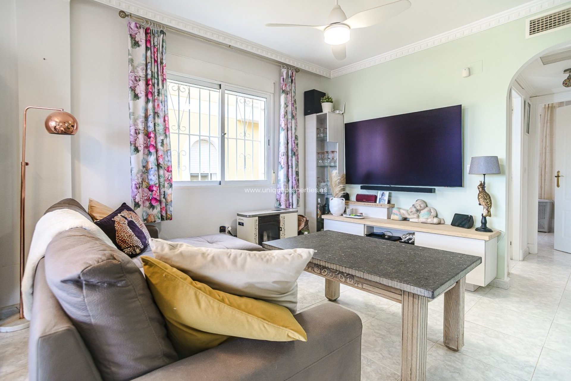 Resale - House -
San Fulgencio - urb.la marina