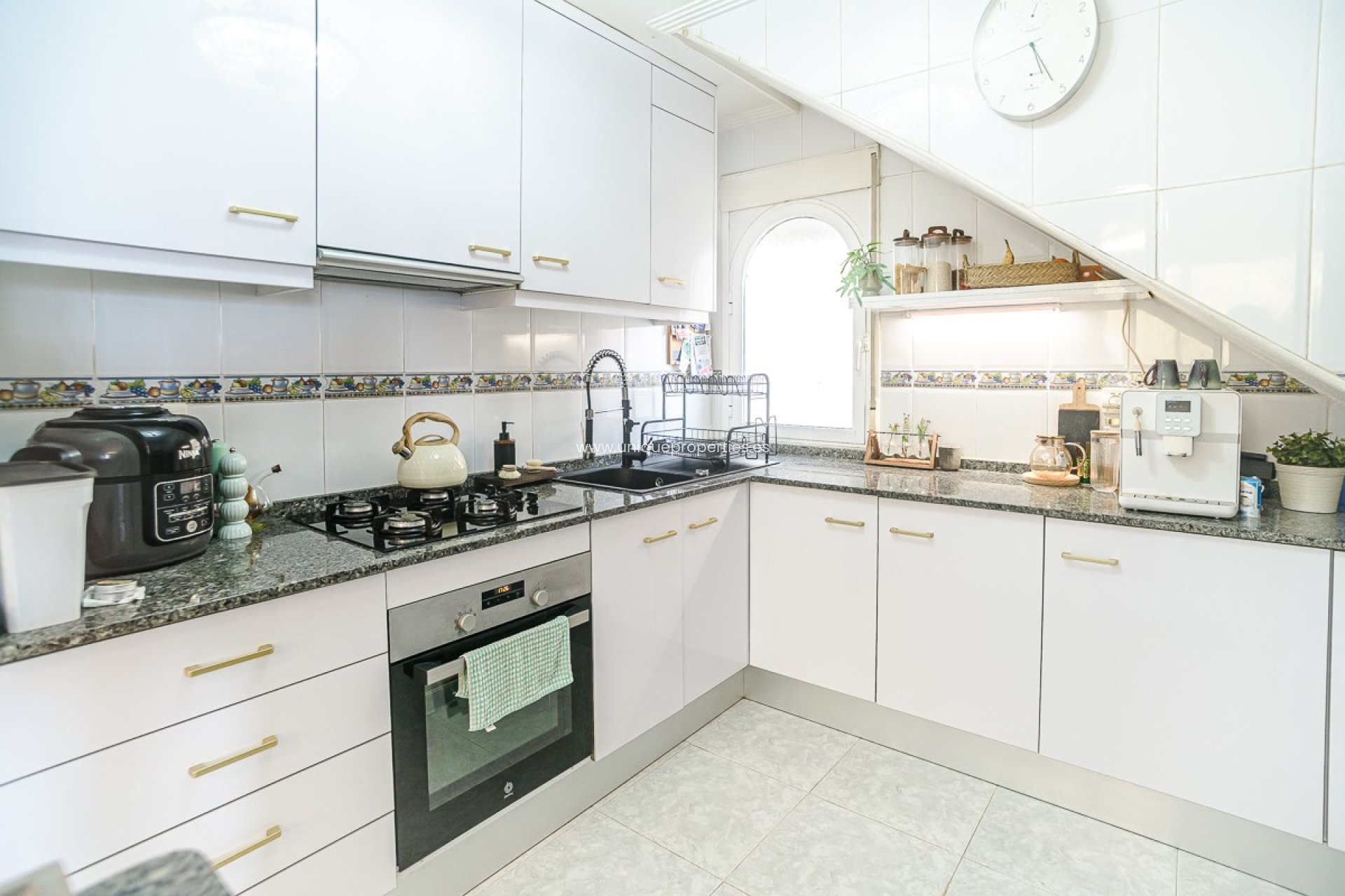 Resale - House -
San Fulgencio - urb.la marina