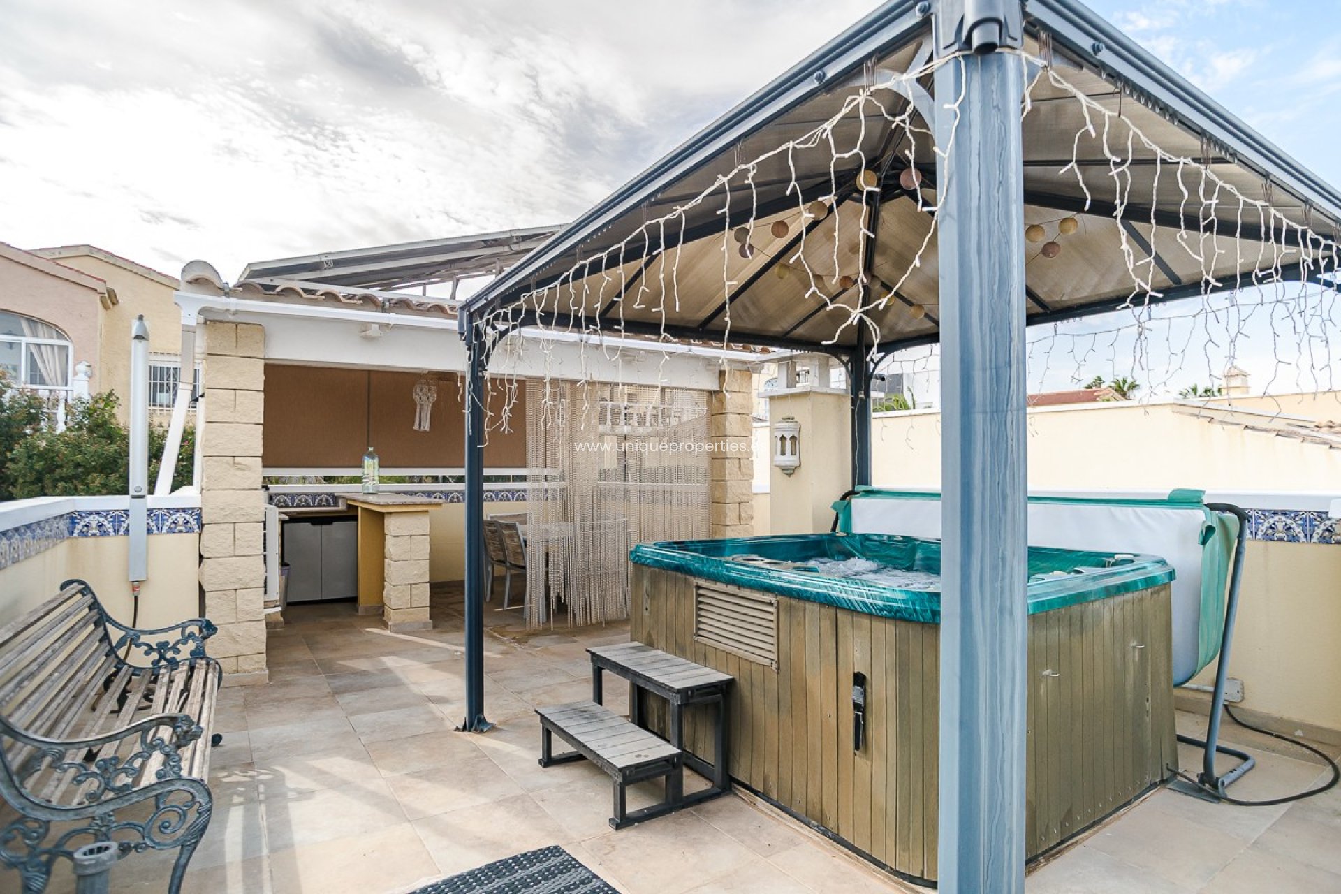 Resale - House -
San Fulgencio - urb.la marina