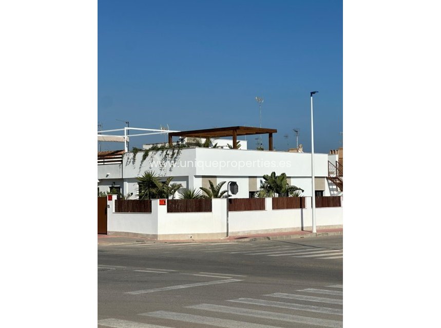 Resale - House -
San Javier - Santiago de la Ribera