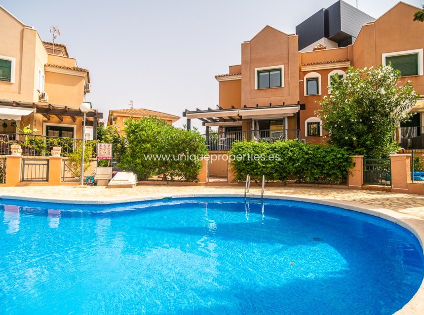 Resale - House -
Torrevieja - LOS BALCONES - LOS ALTOS