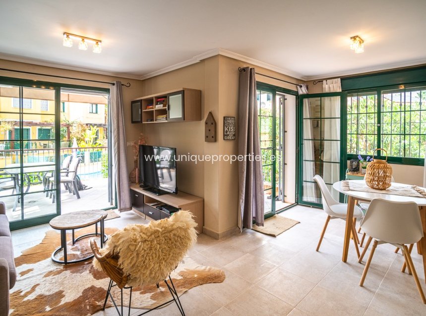 Resale - House -
Torrevieja - LOS BALCONES - LOS ALTOS