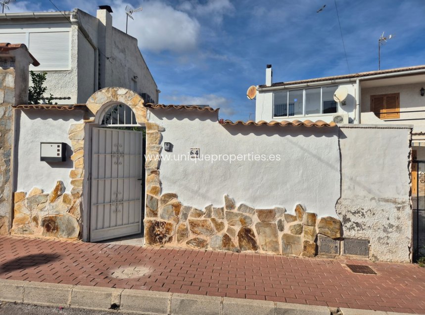 Resale - House -
Torrevieja - LOS BALCONES - LOS ALTOS