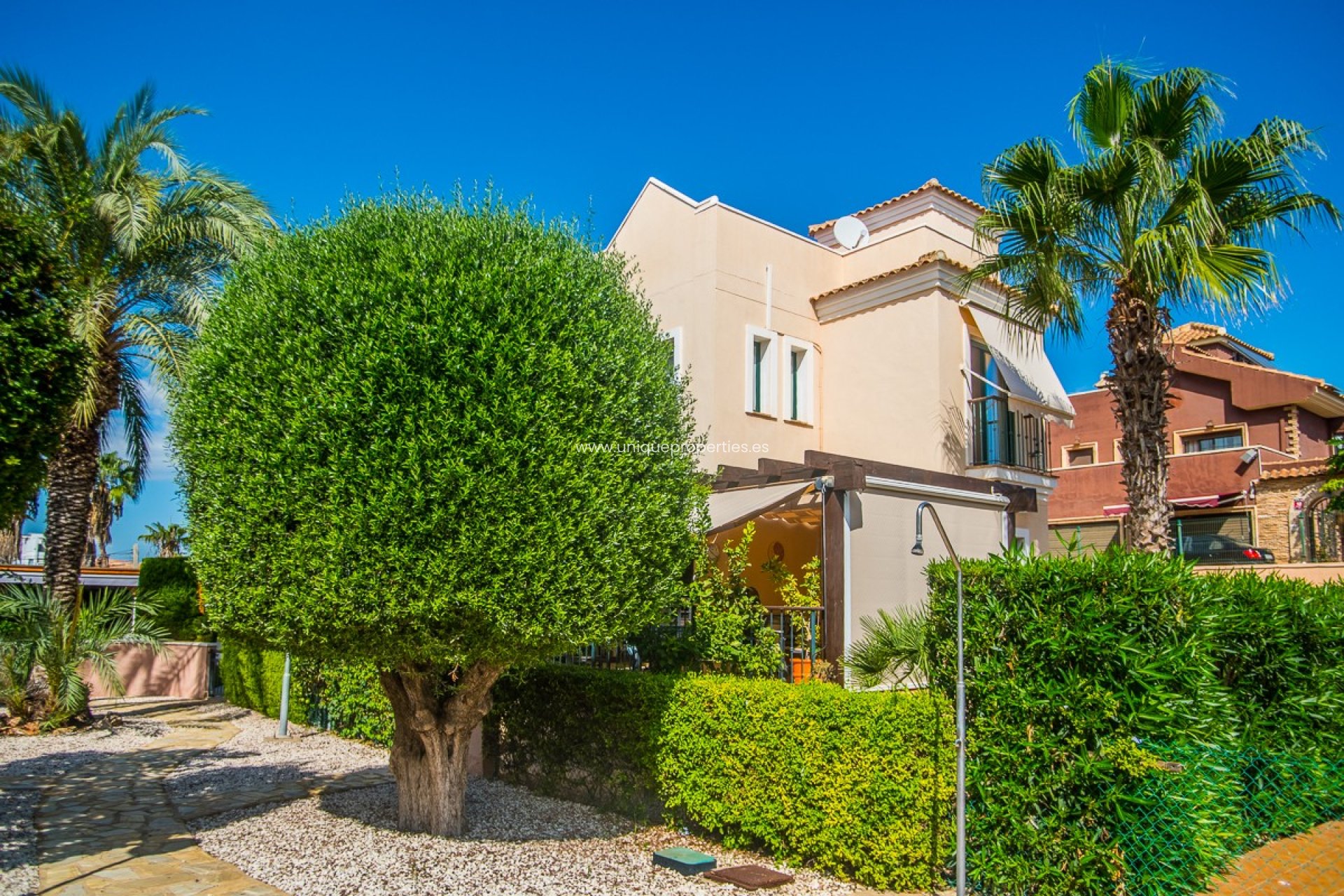 Resale - House -
Torrevieja - LOS BALCONES - LOS ALTOS