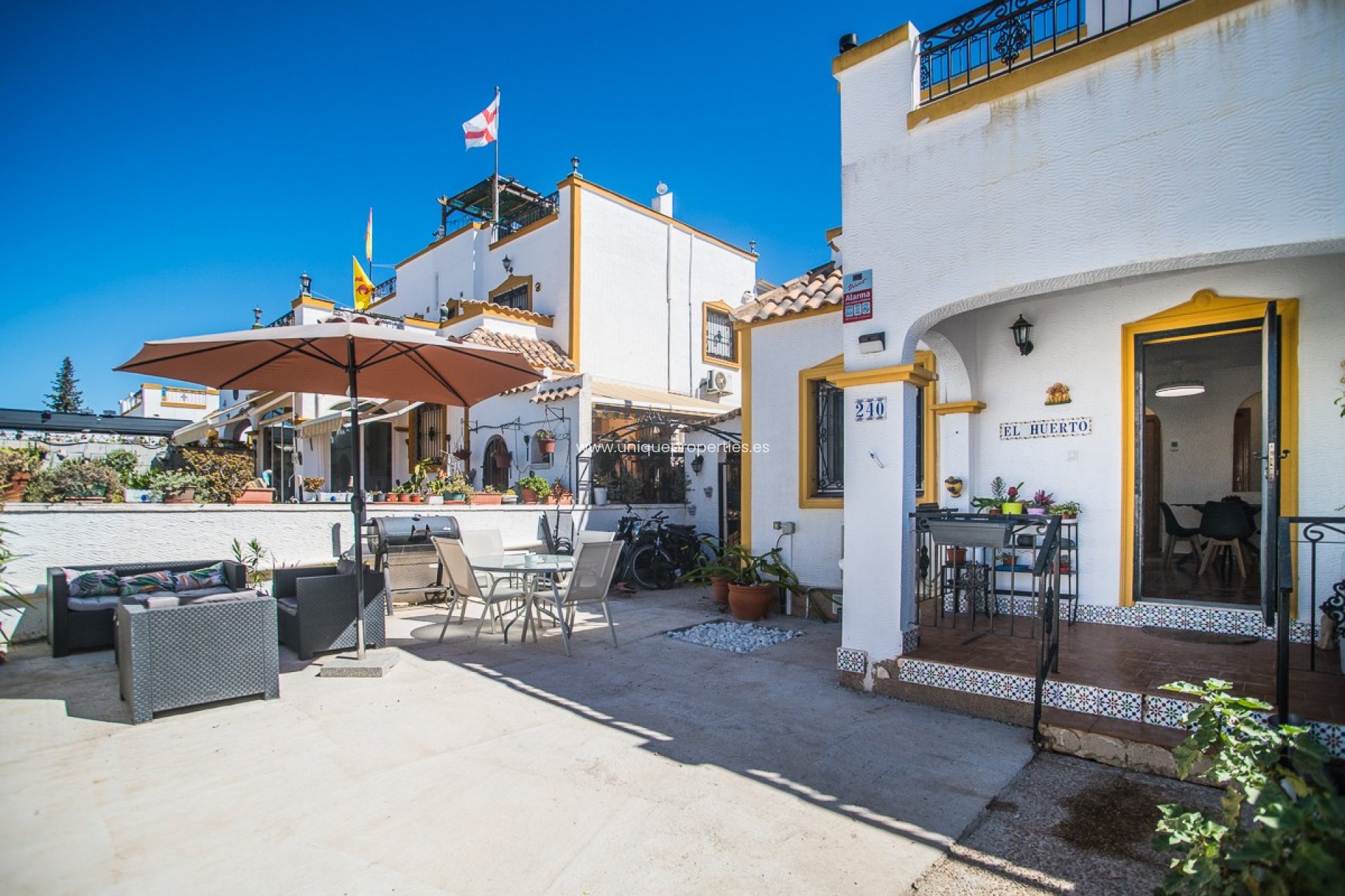 Resale - House -
VISTABELLA GOLF - Entre Naranjos