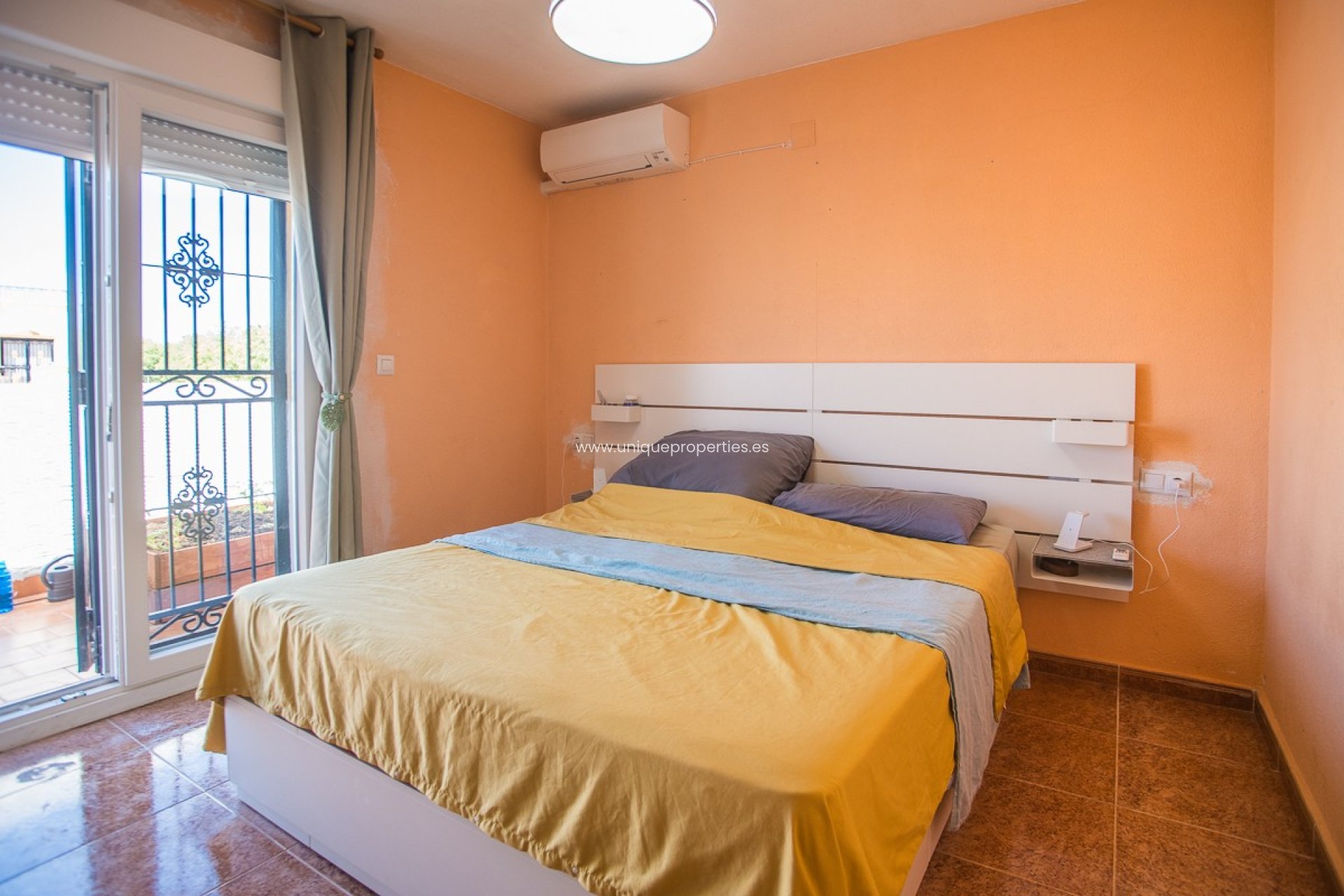 Resale - House -
VISTABELLA GOLF - Entre Naranjos