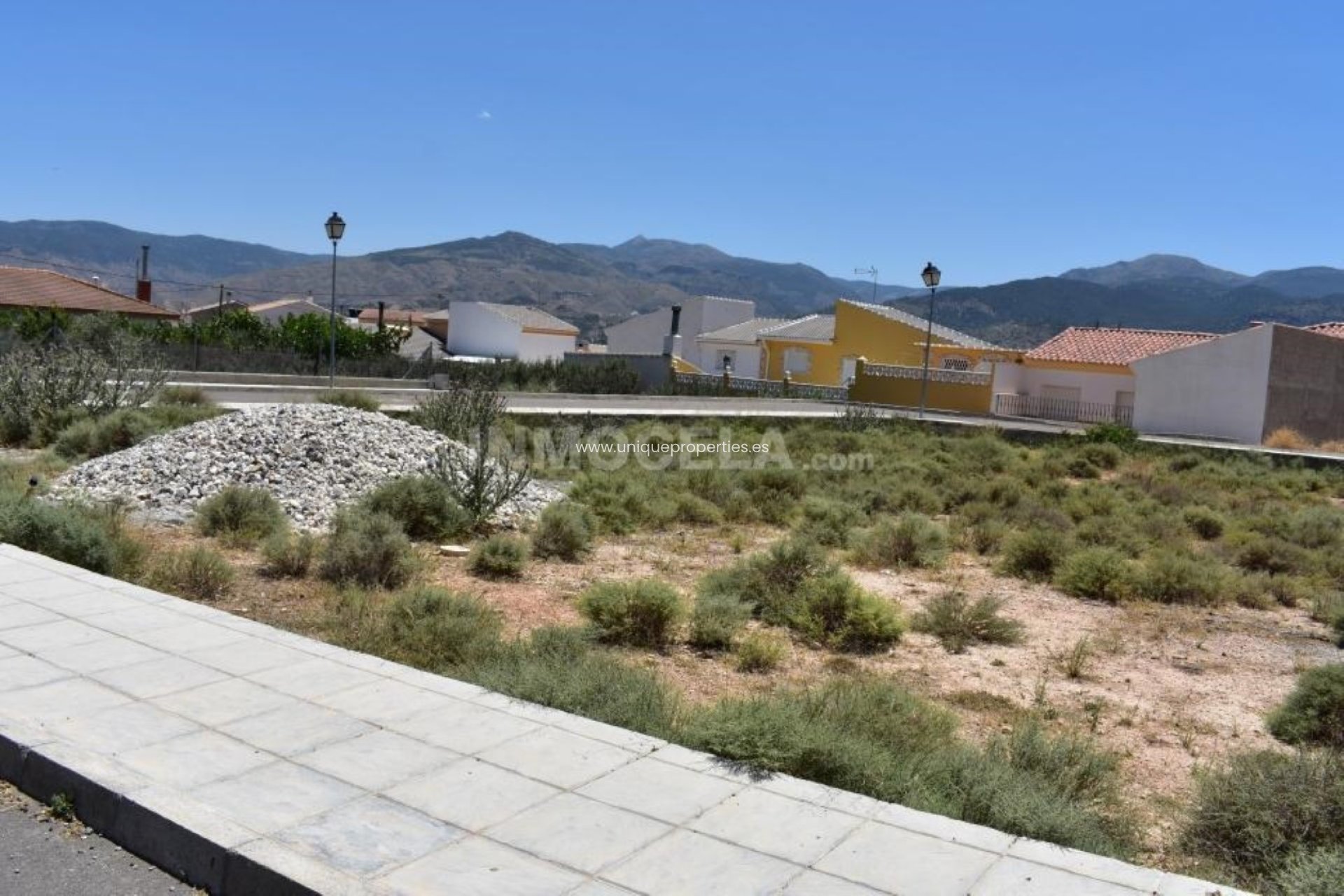 Resale - Land -
Cela