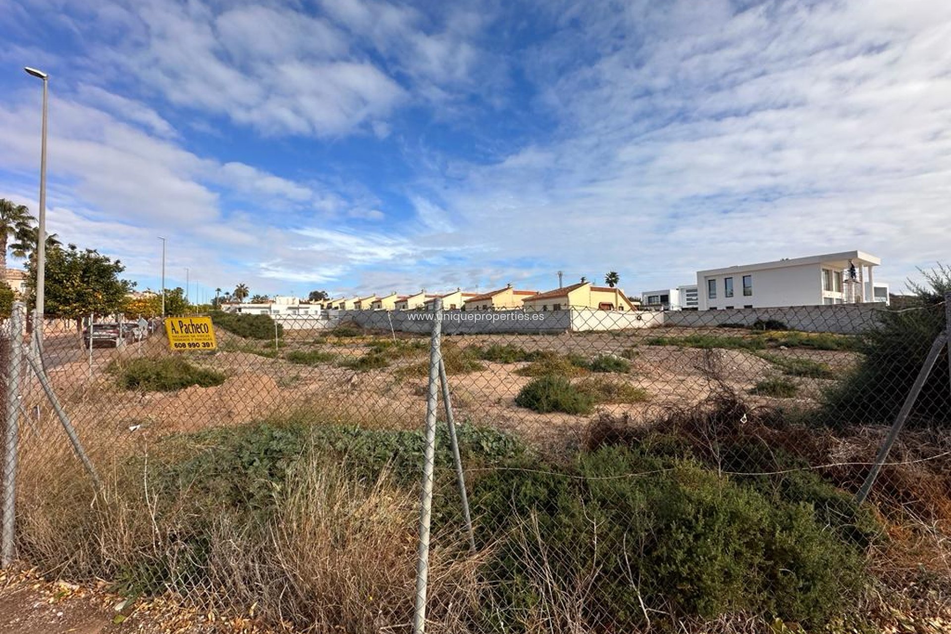 Resale - Land -
La Marina - San fulgencio