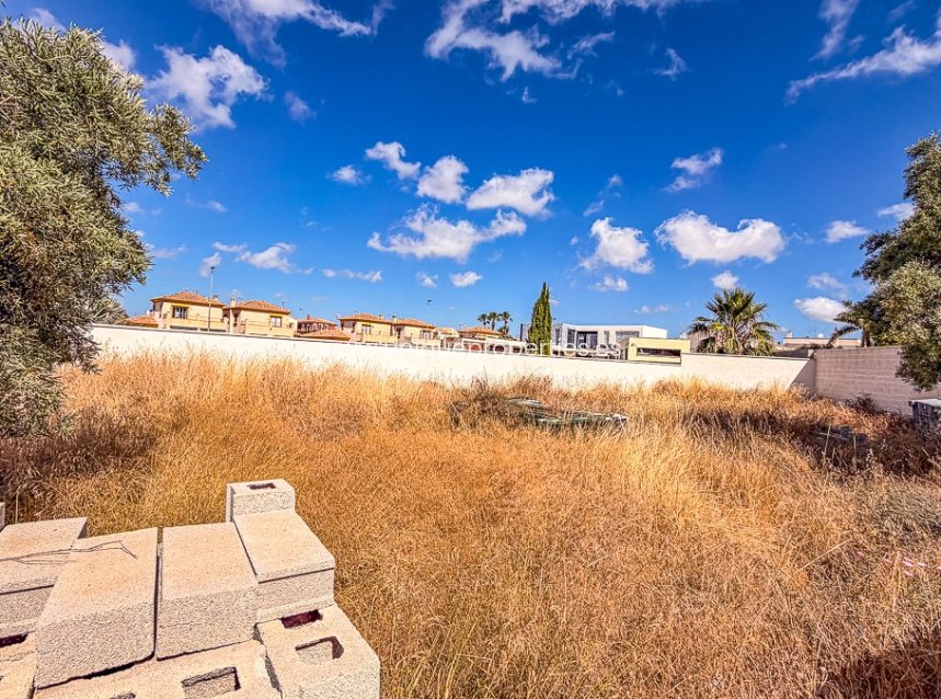 Resale - Land -
Santiago de la Ribera - zona san blas