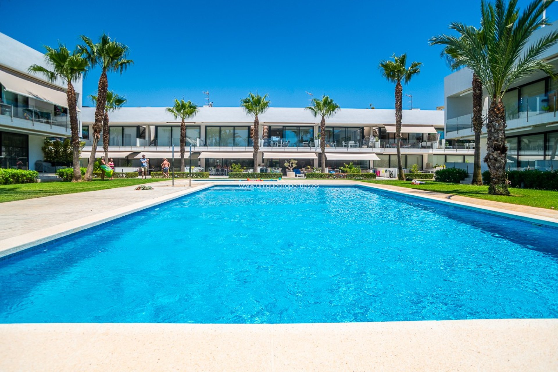 Resale - Penthouse -
CARTAGENA - Mar de Cristal