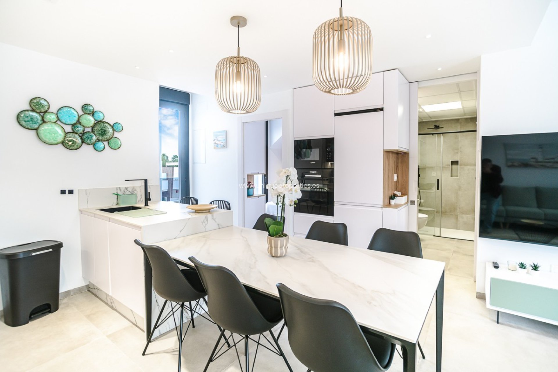 Resale - Penthouse -
LO PAGÁN