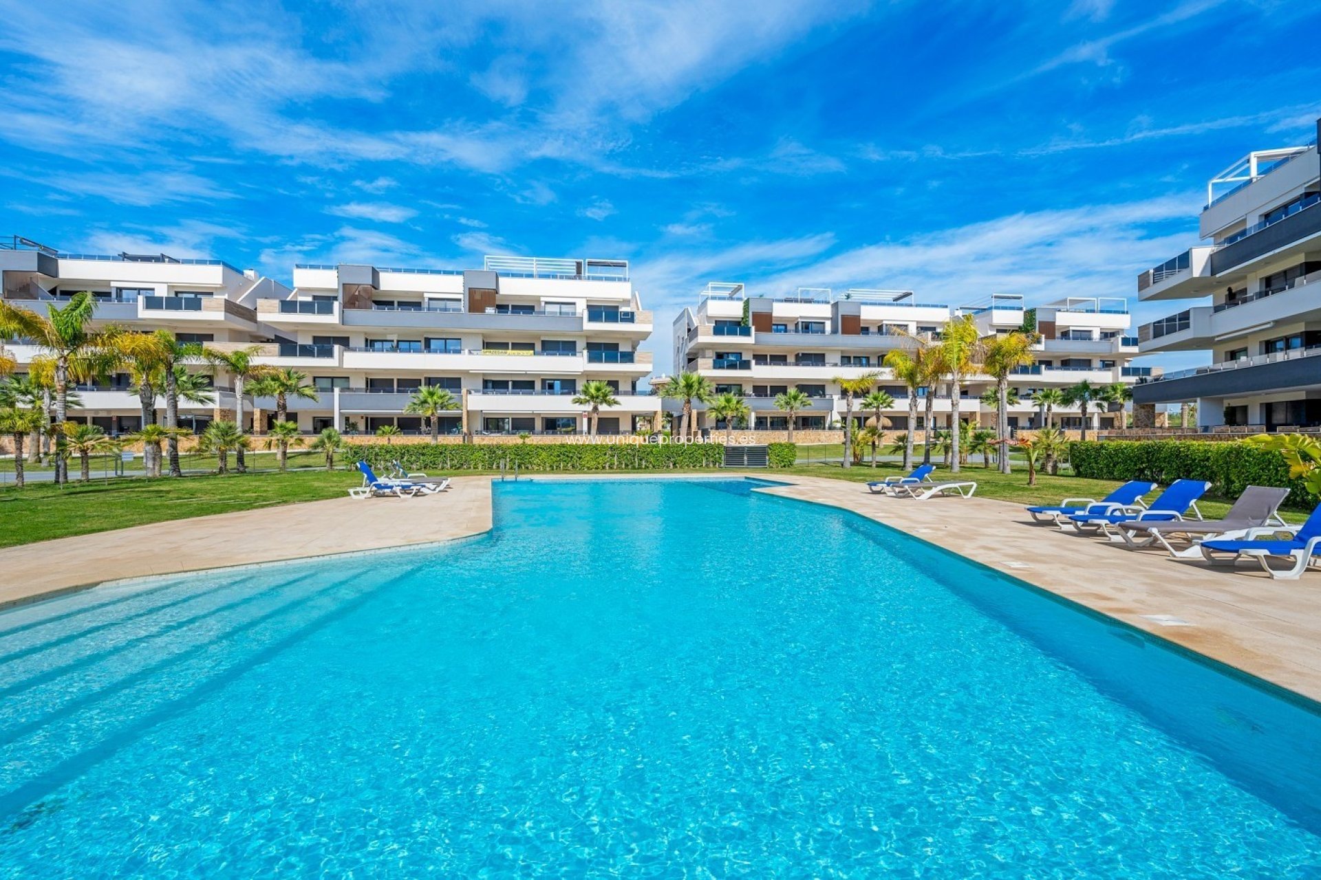 Resale - Penthouse -
PLAYA FLAMENCA