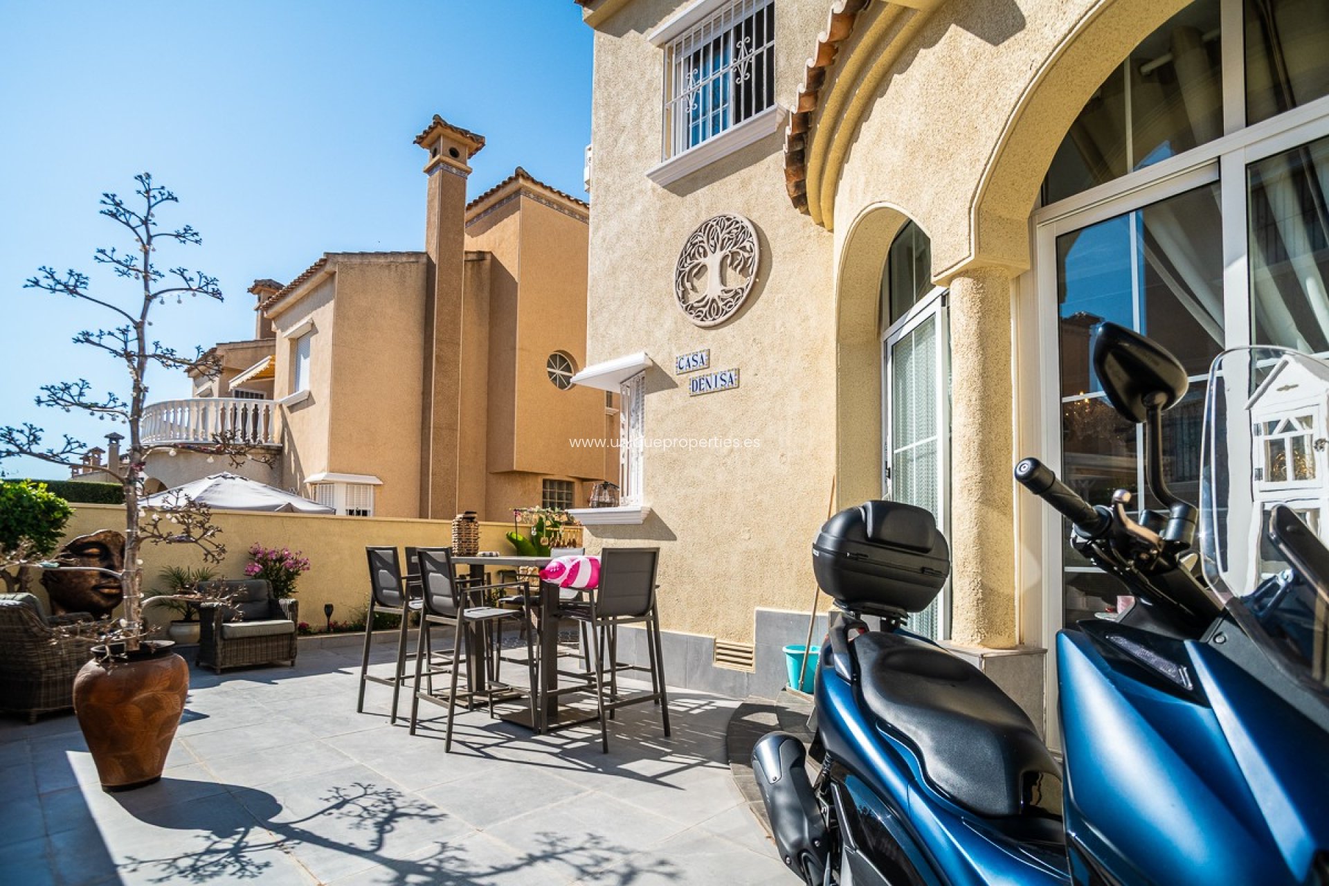 Resale - Quad House -
Orihuela Costa - La Florida