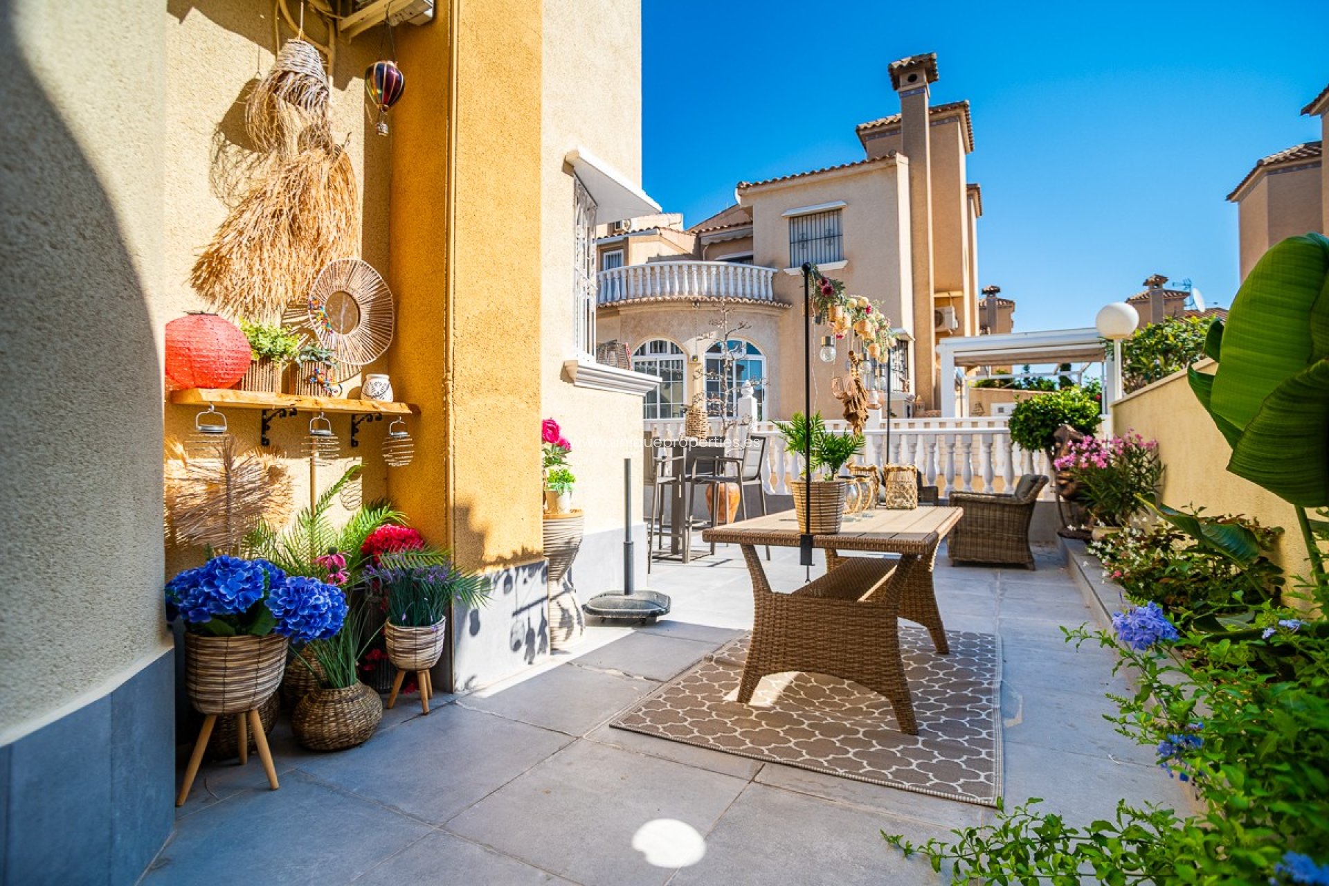 Resale - Quad House -
Orihuela Costa - La Florida