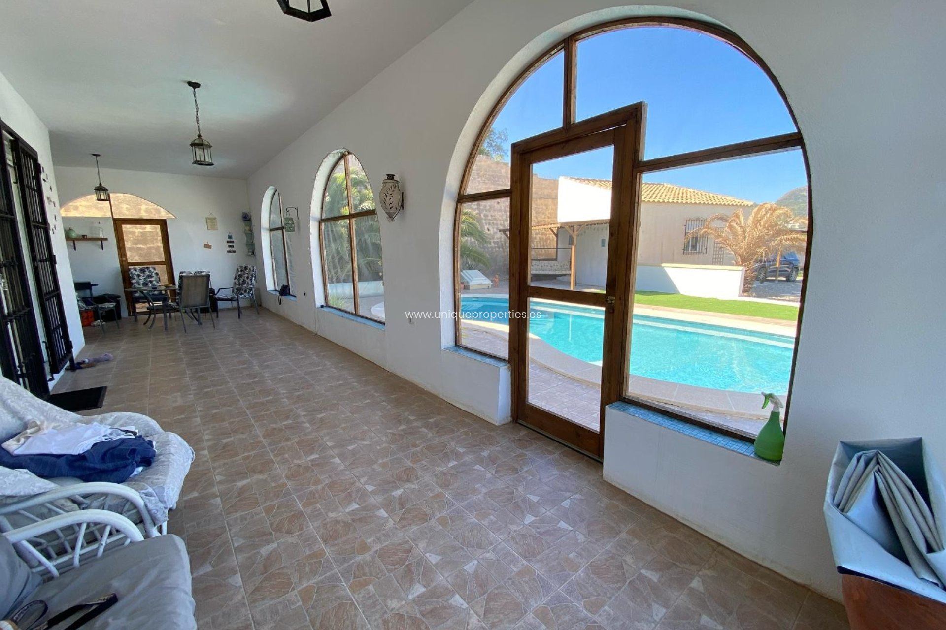Resale - Villa -
Albanchez