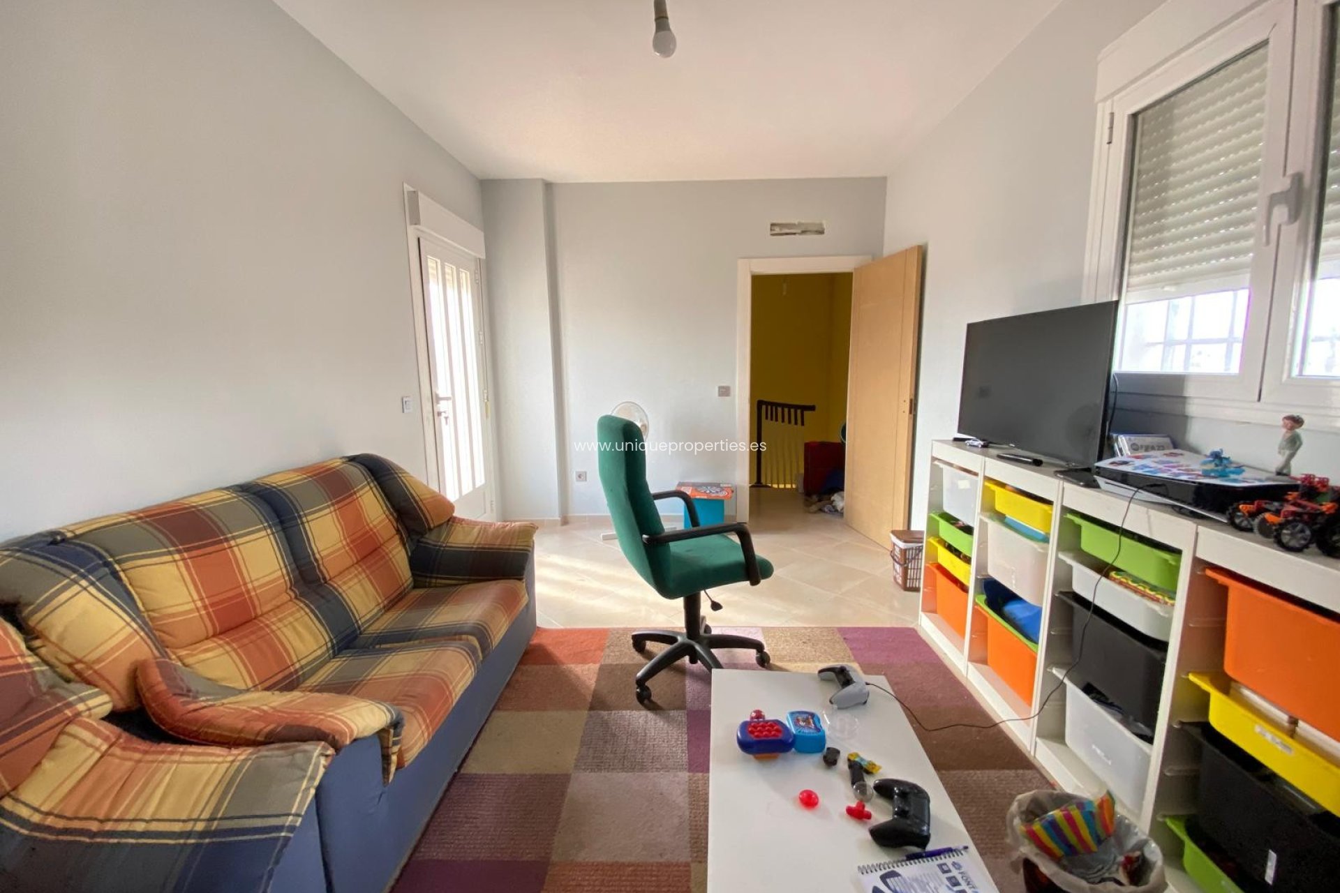Resale - Villa -
Albanchez