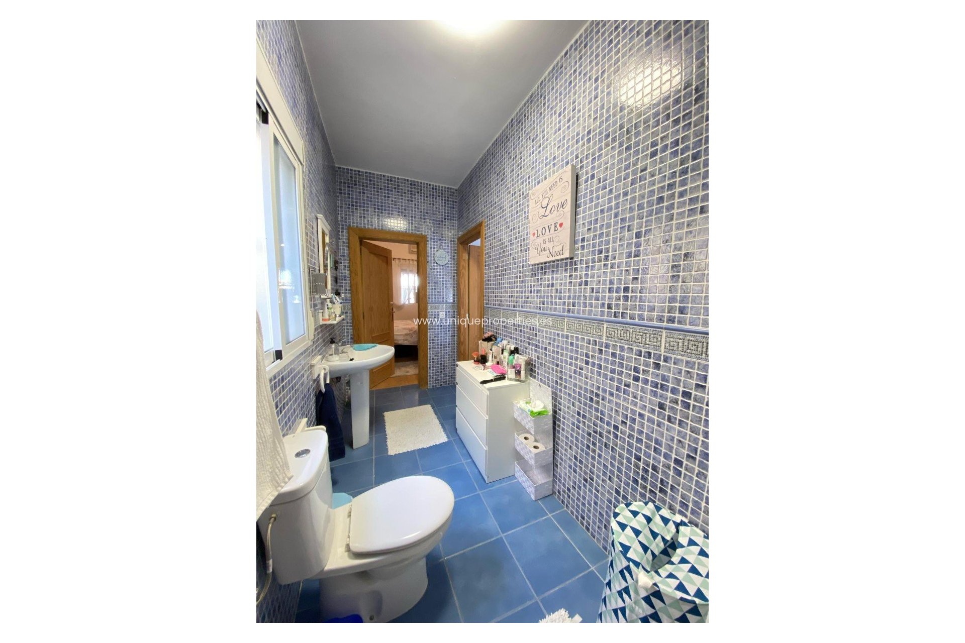 Resale - Villa -
Albanchez