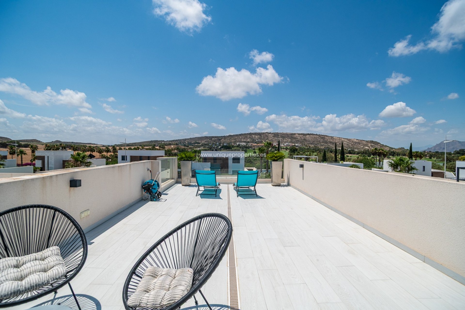 Resale - Villa -
Algorfa - La Finca Golf
