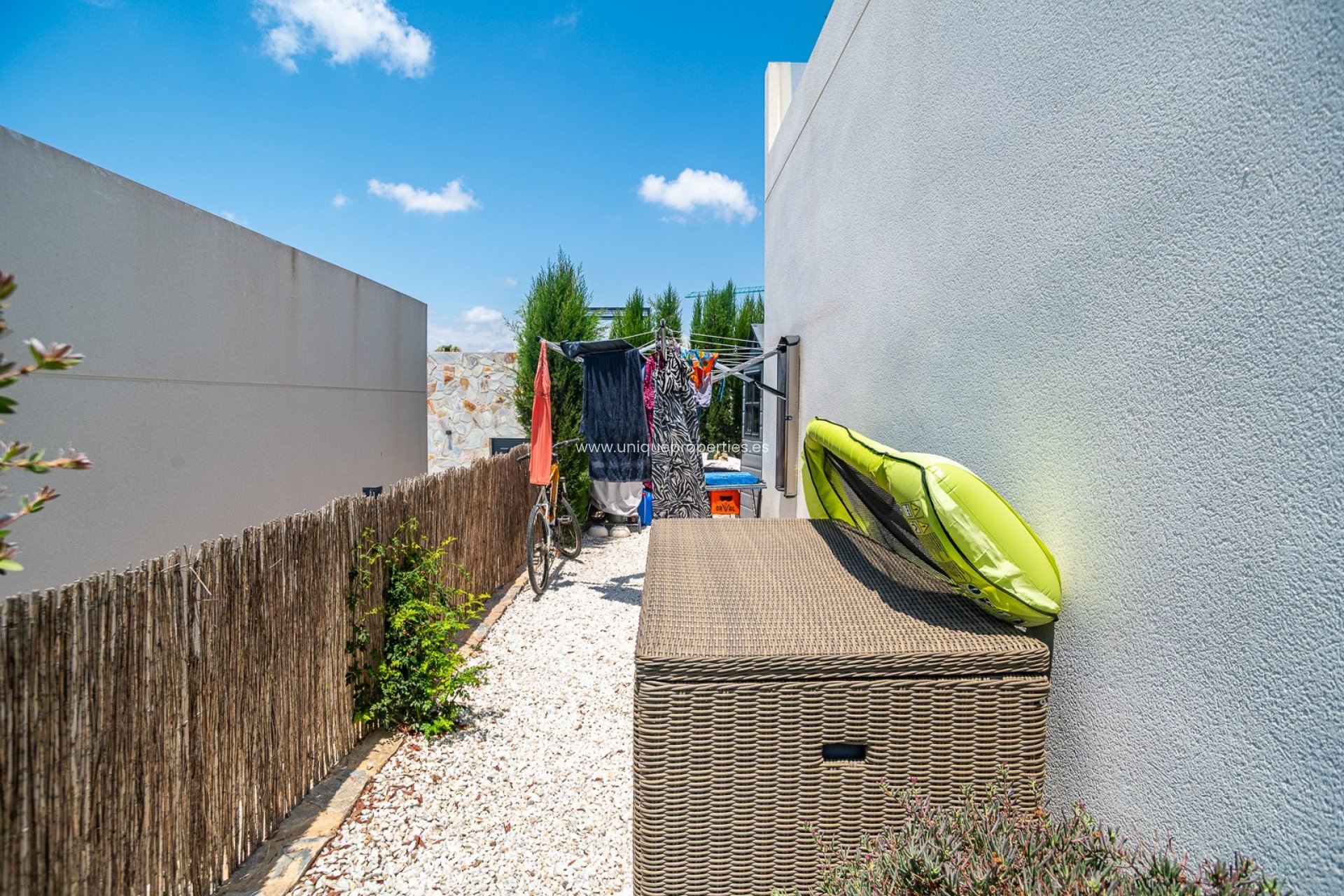 Resale - Villa -
Algorfa - La Finca Golf