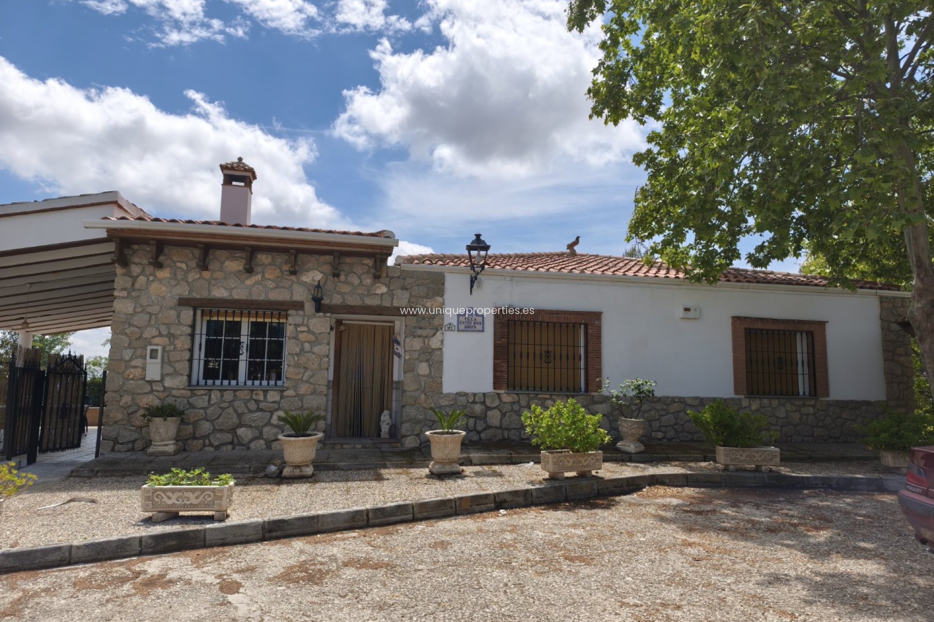 Resale - Villa -
Castril