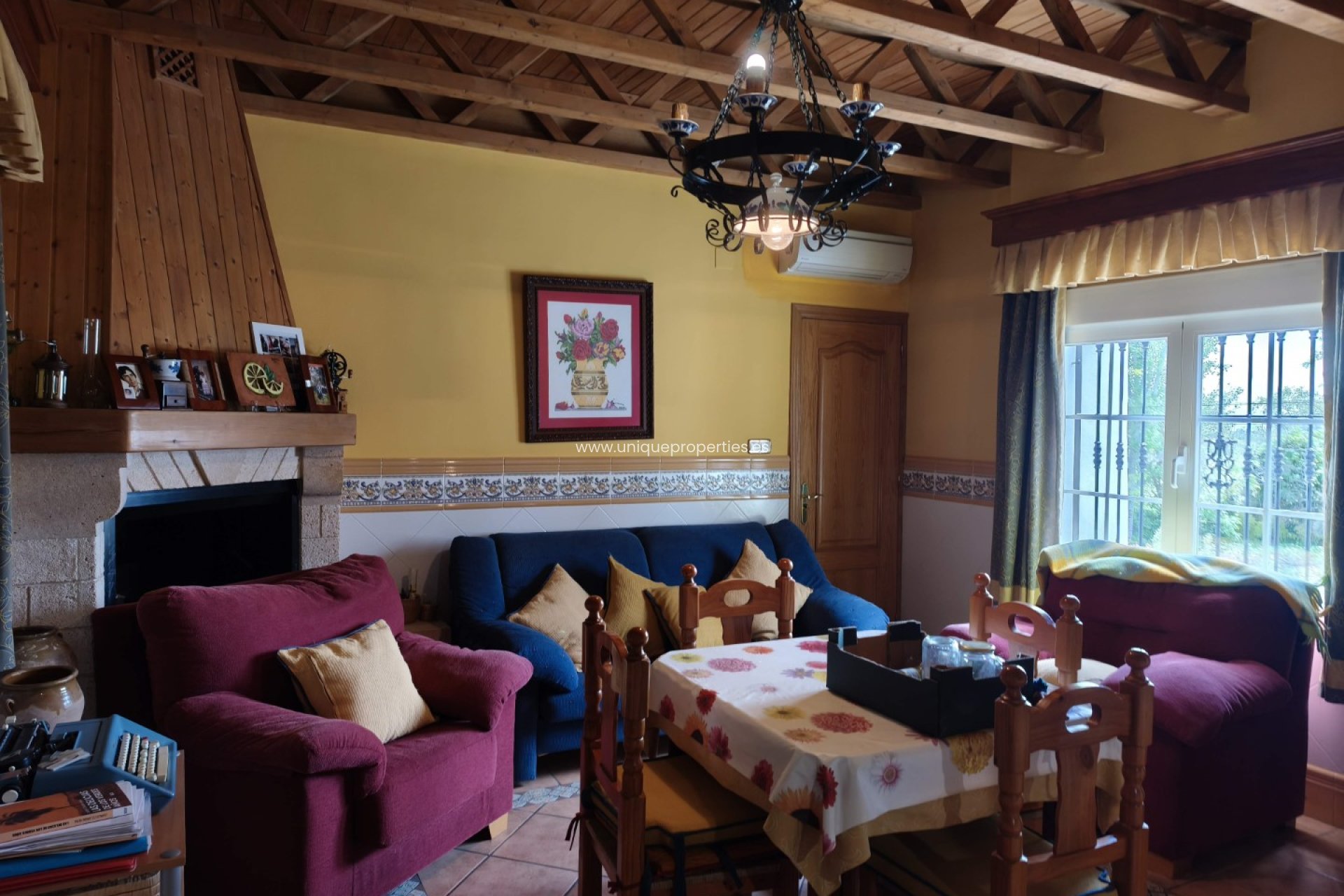 Resale - Villa -
Castril