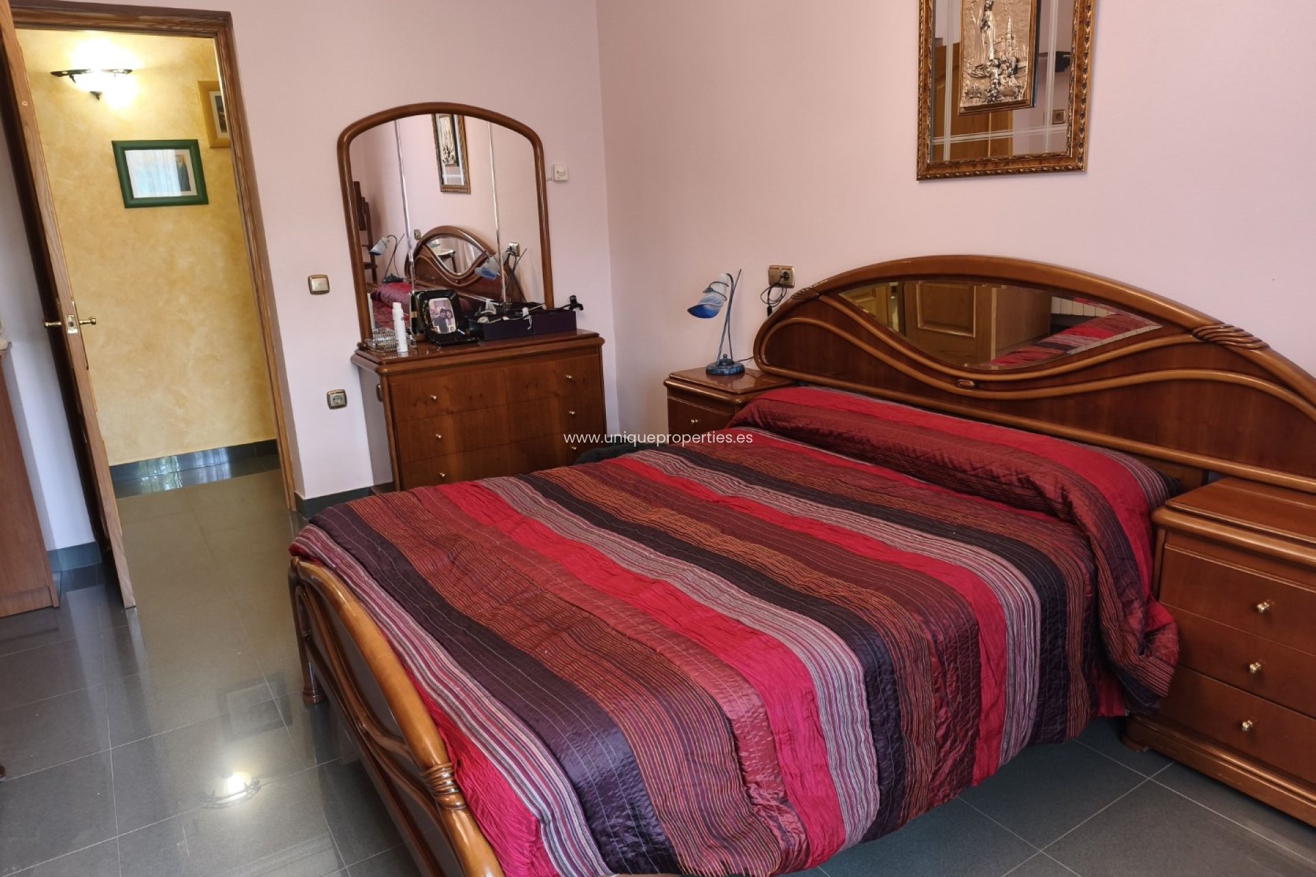 Resale - Villa -
Castril
