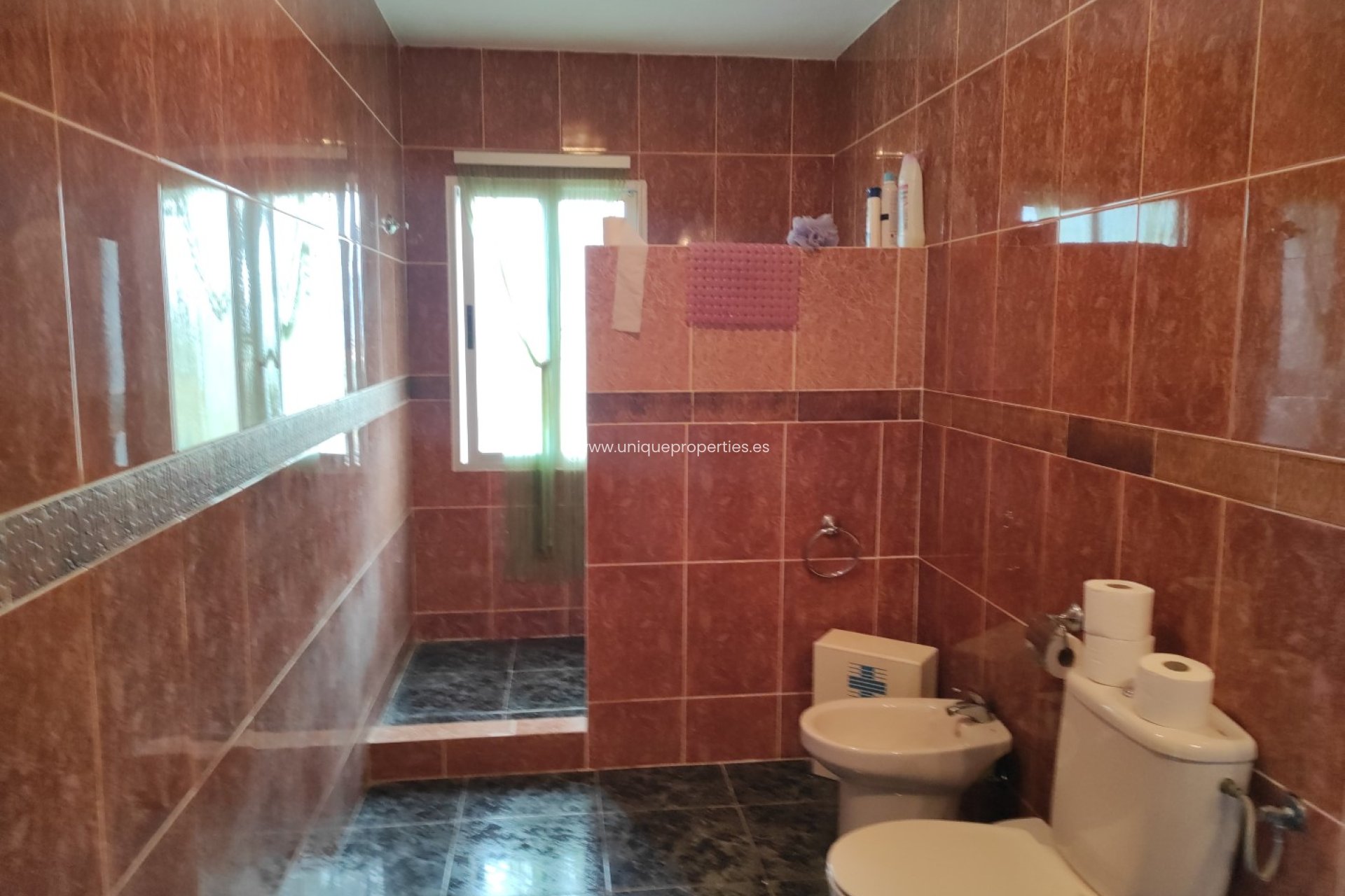 Resale - Villa -
Cela