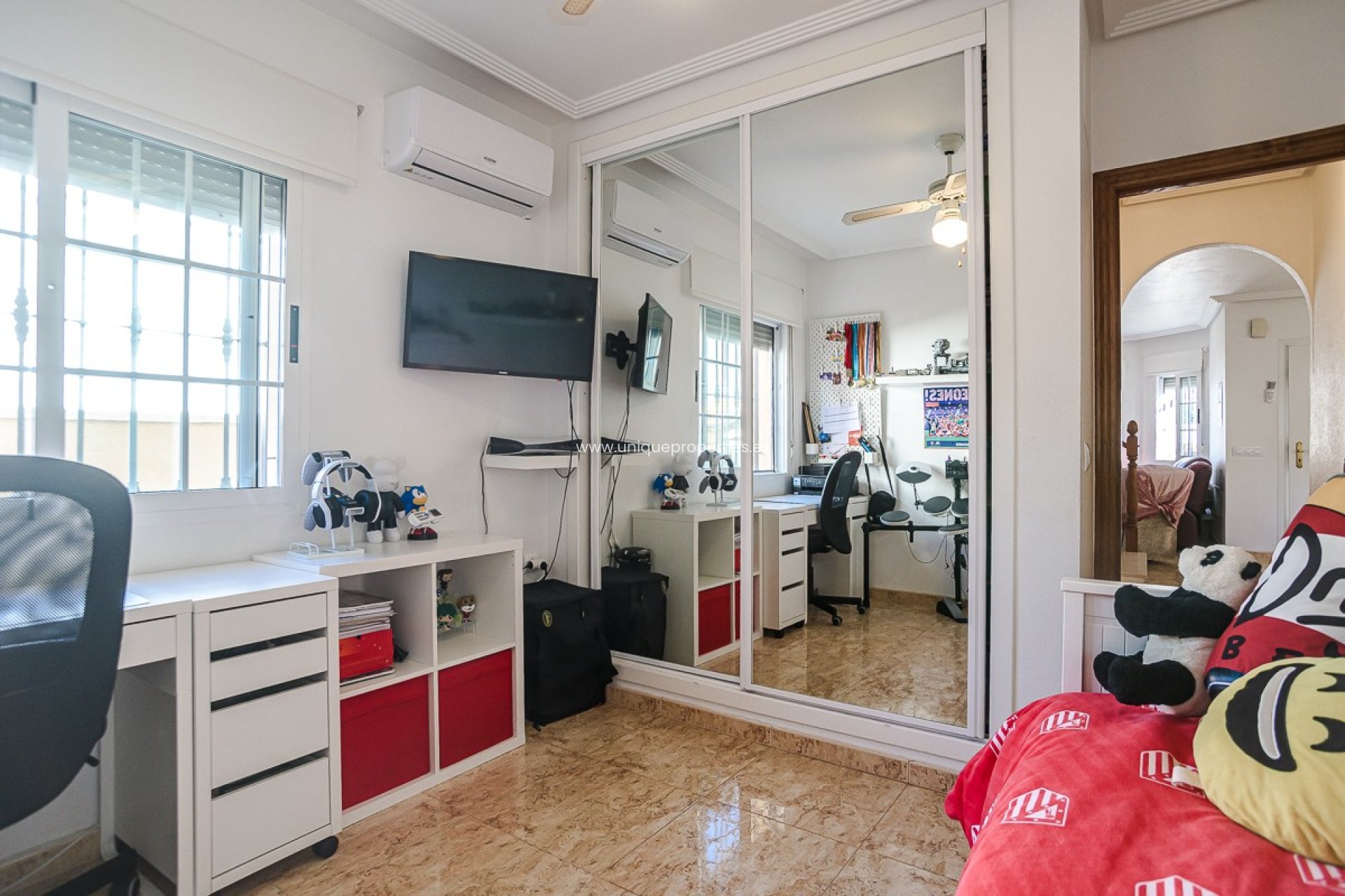 Resale - Villa -
Guardamar del Segura - EL RASO