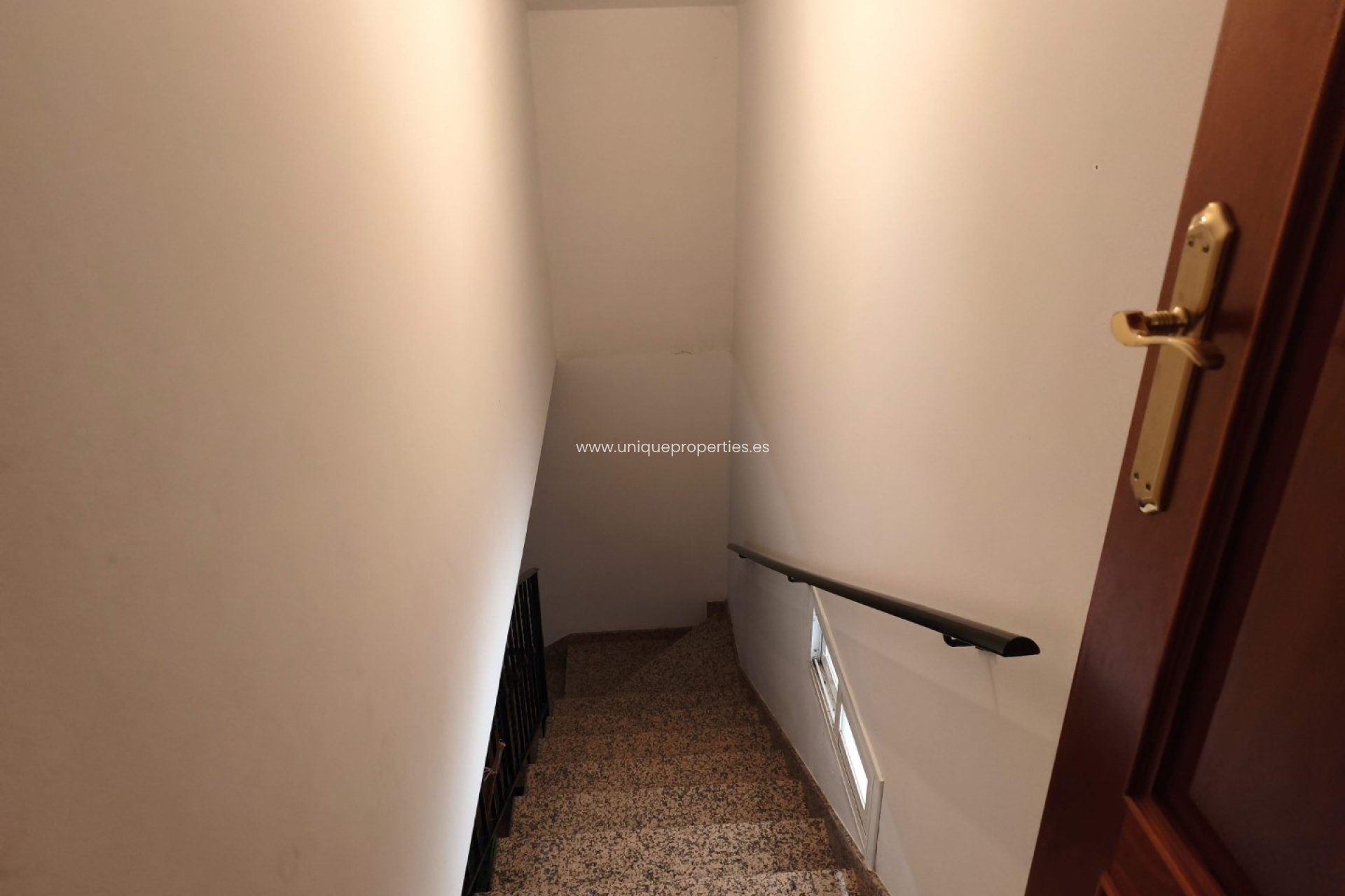 Resale - Villa -
Huescar