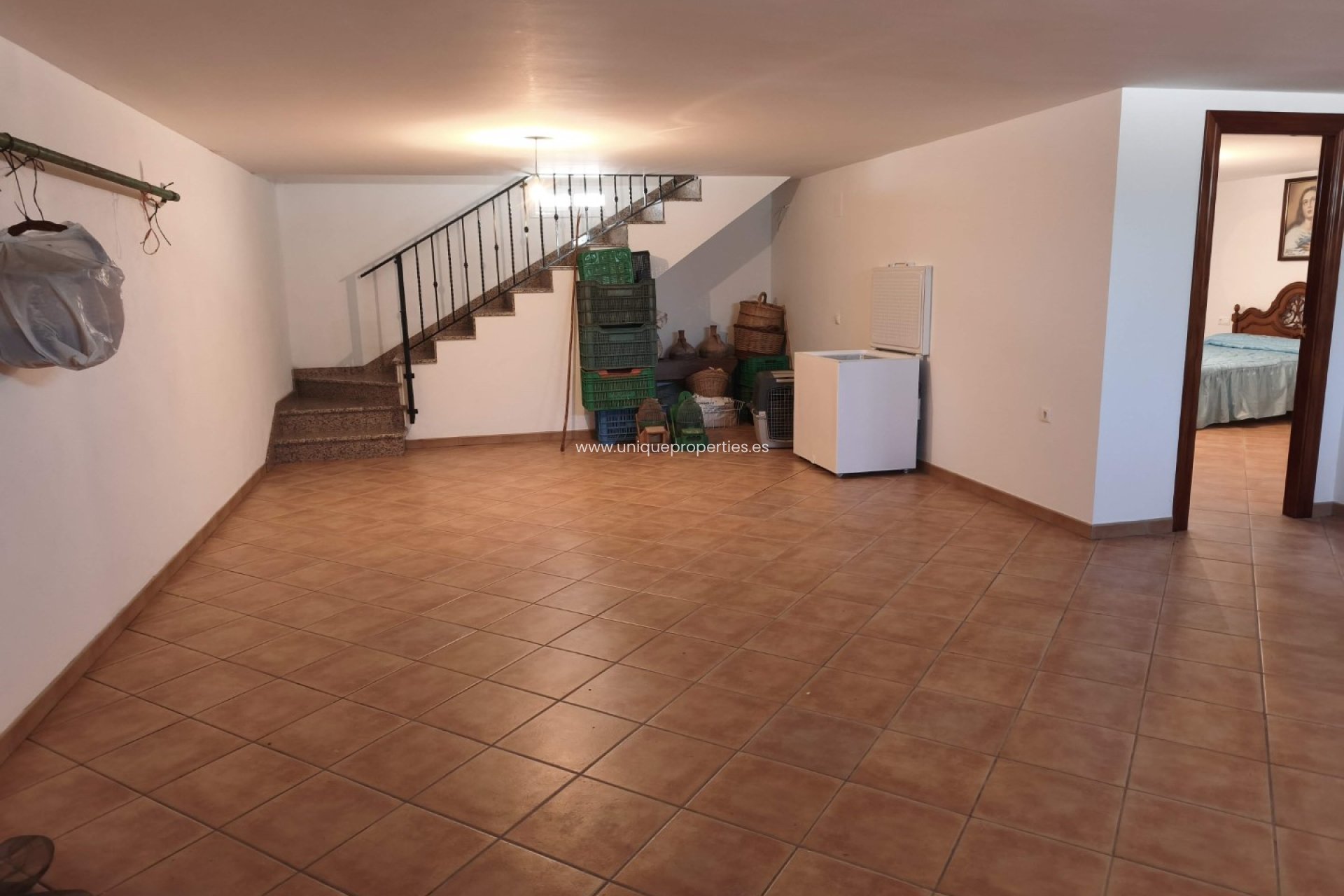 Resale - Villa -
Huescar