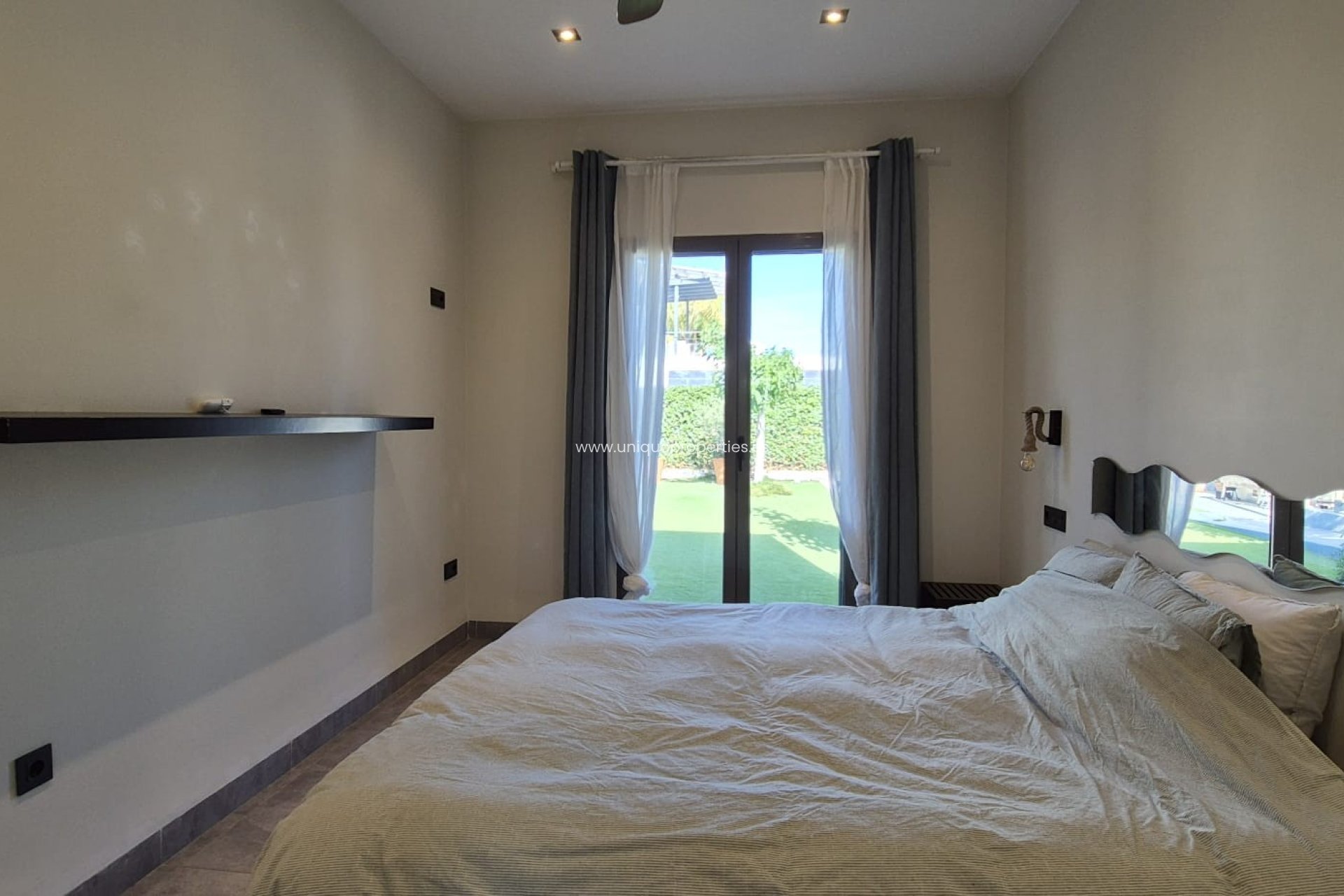Resale - Villa -
Lorca