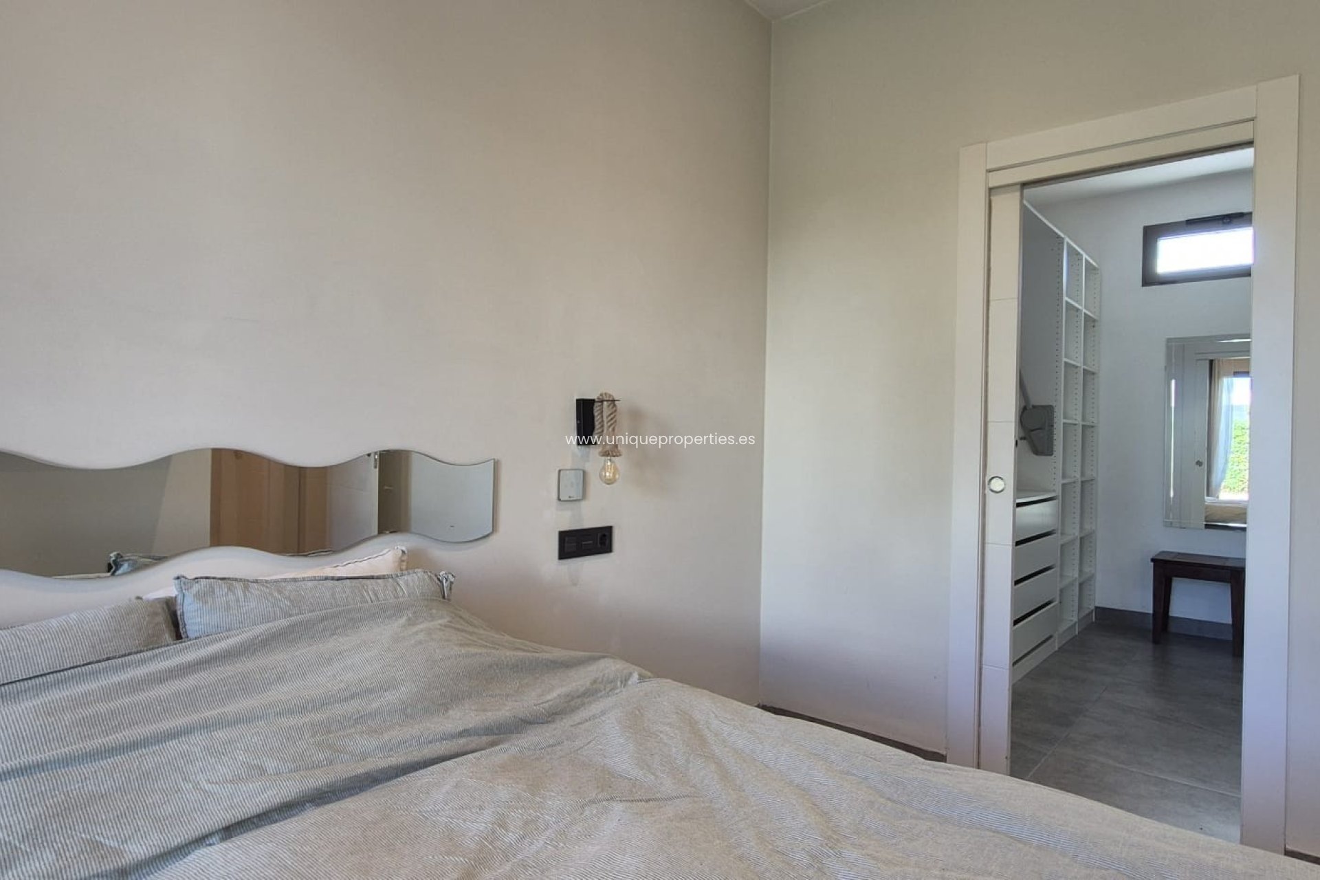 Resale - Villa -
Lorca