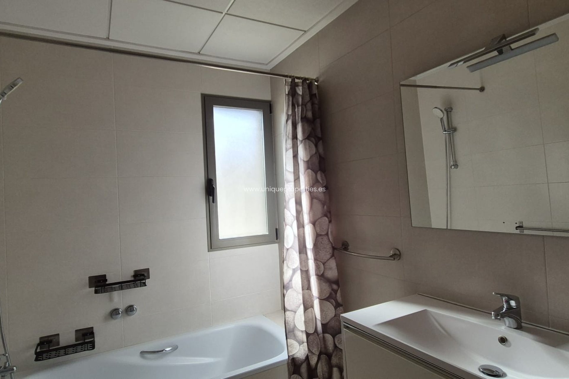 Resale - Villa -
Lorca