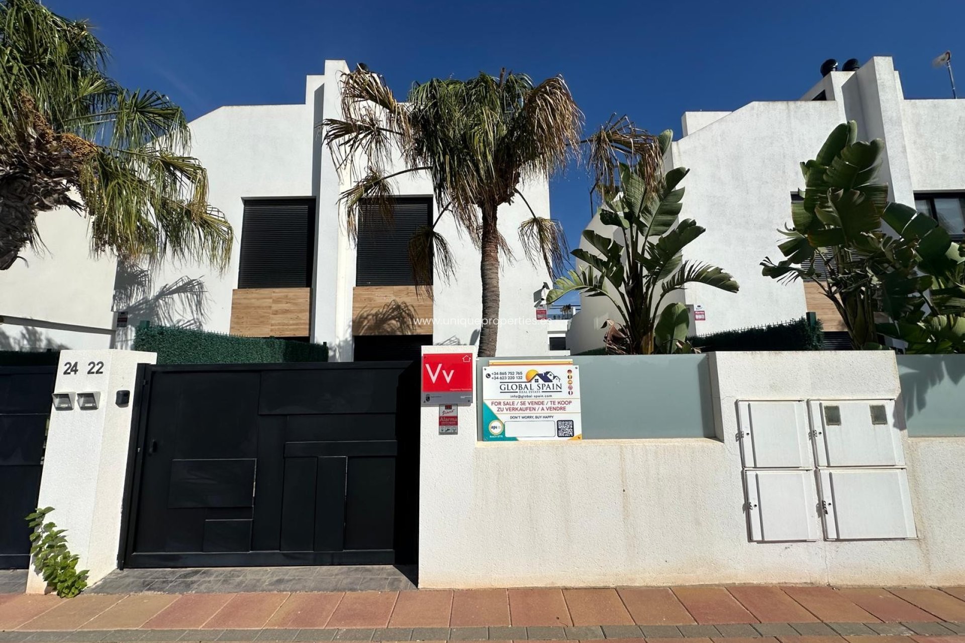 Resale - Villa -
LOS ALCÁZARES - Serena Golf