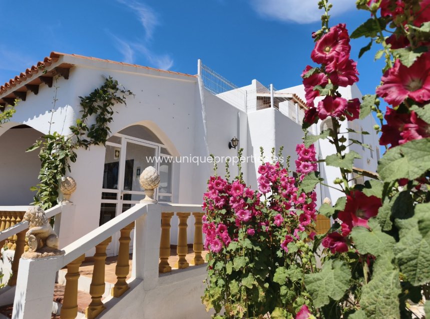 Resale - Villa -
Mojacár