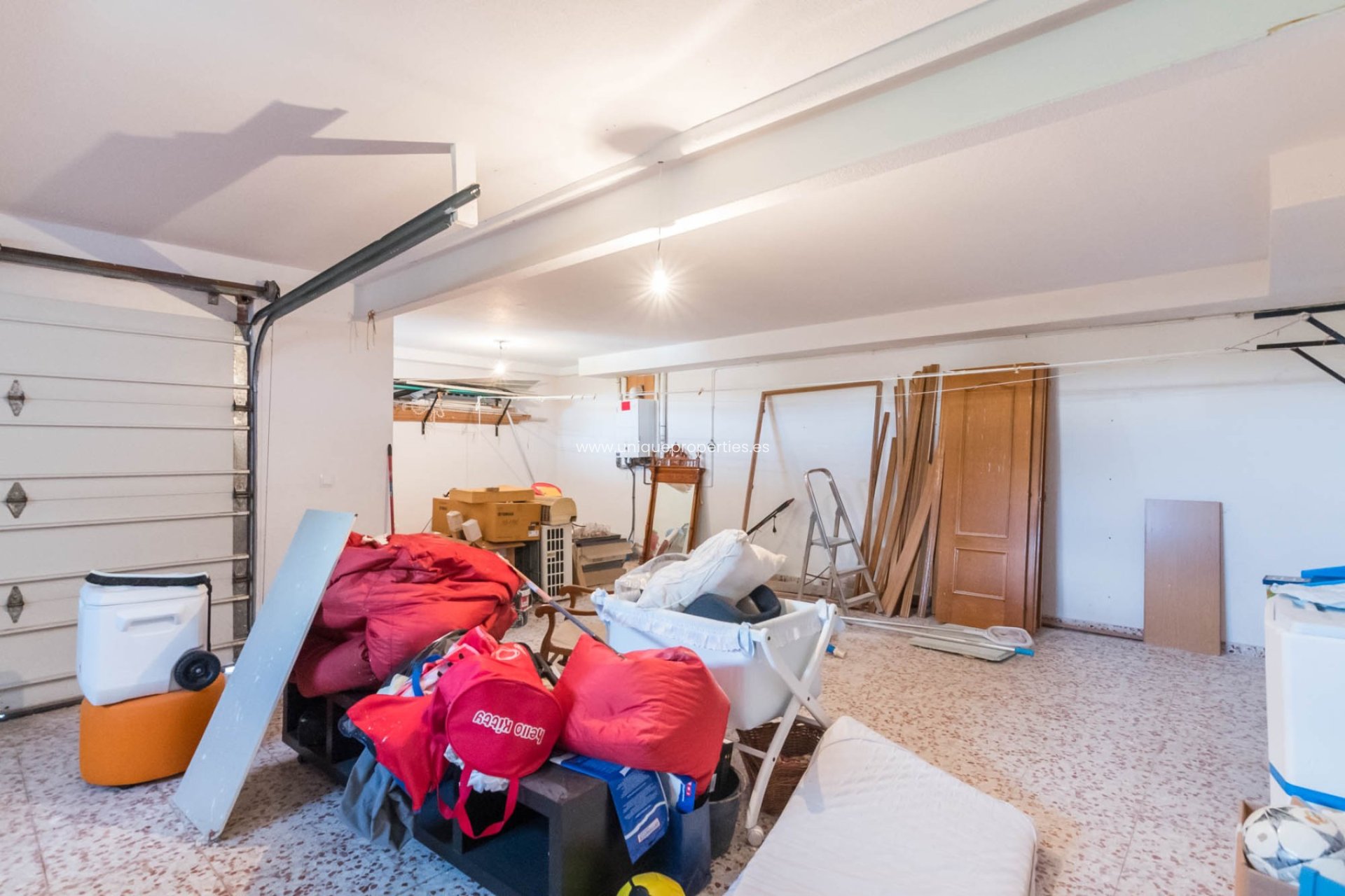 Resale - Villa -
MOLINA DEL SEGURA