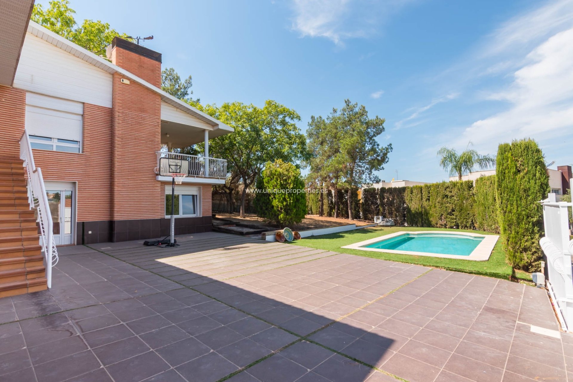 Resale - Villa -
MOLINA DEL SEGURA